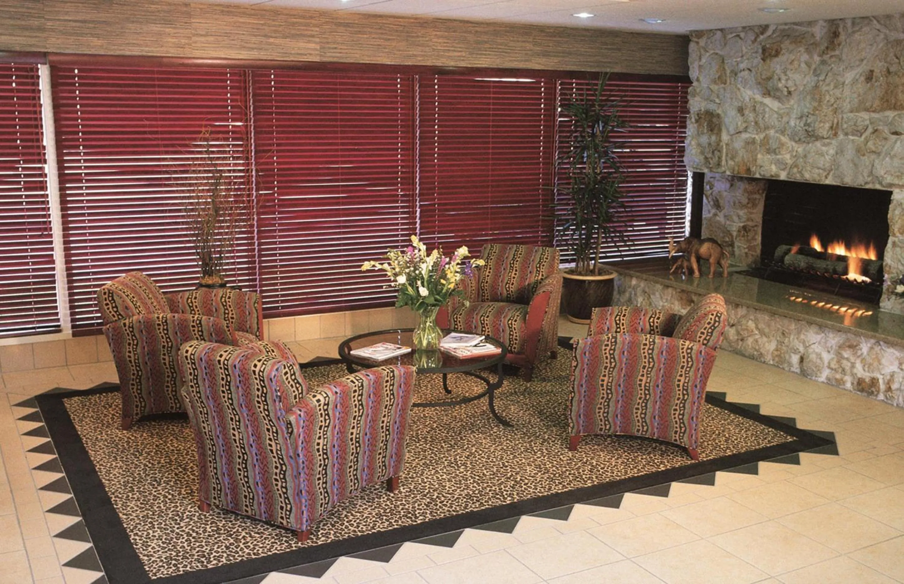 Lobby or reception in Safari Inn Burbank-Universal, a Coast Hotel