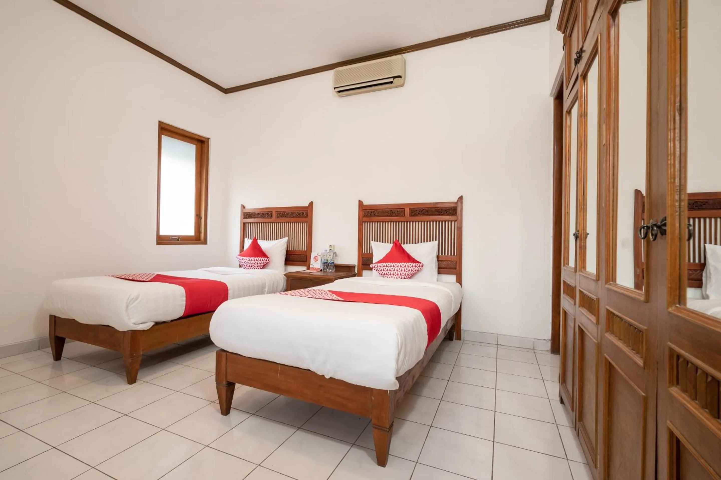 Bedroom in Hotel O Omah Duwet