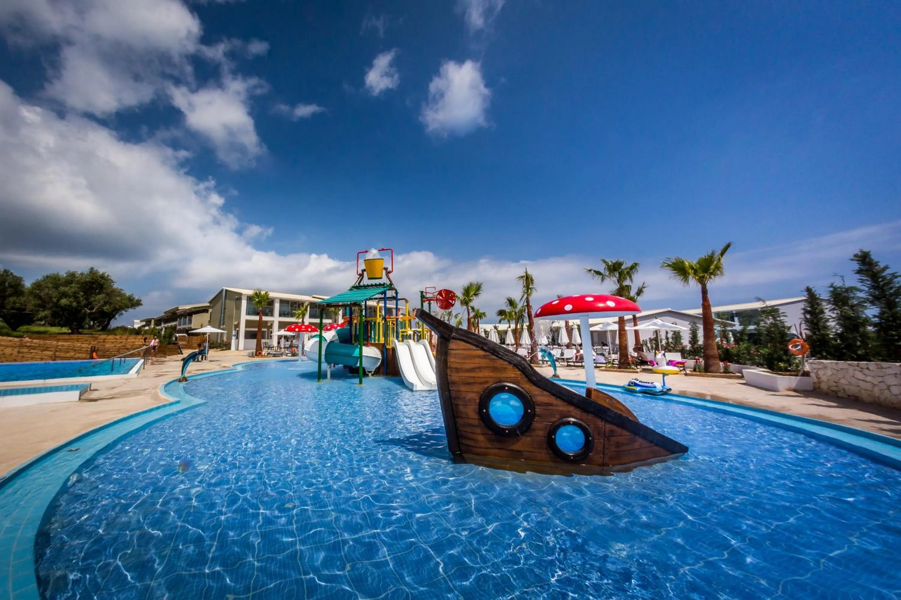 Aqua park in Caretta Paradise Resort & WaterPark