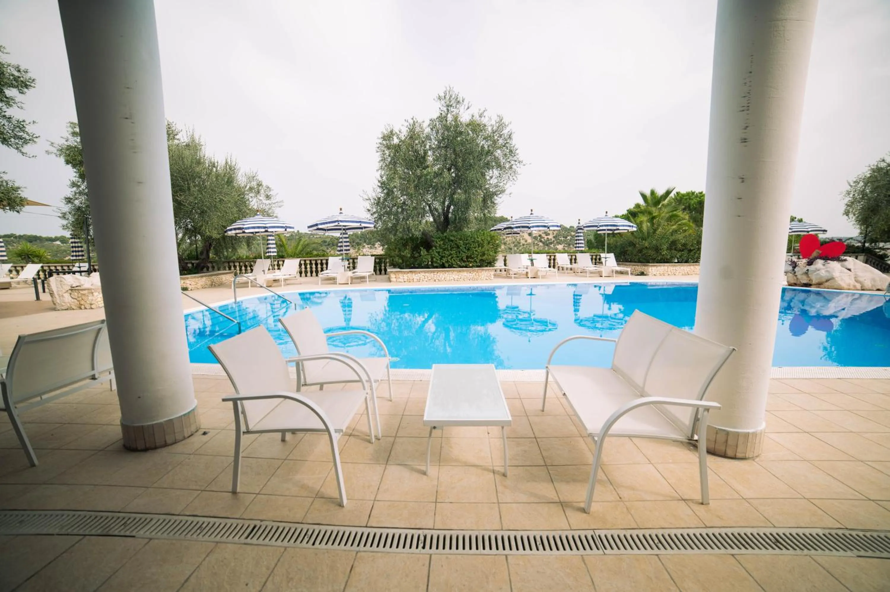 Swimming pool in Residence Il Falco