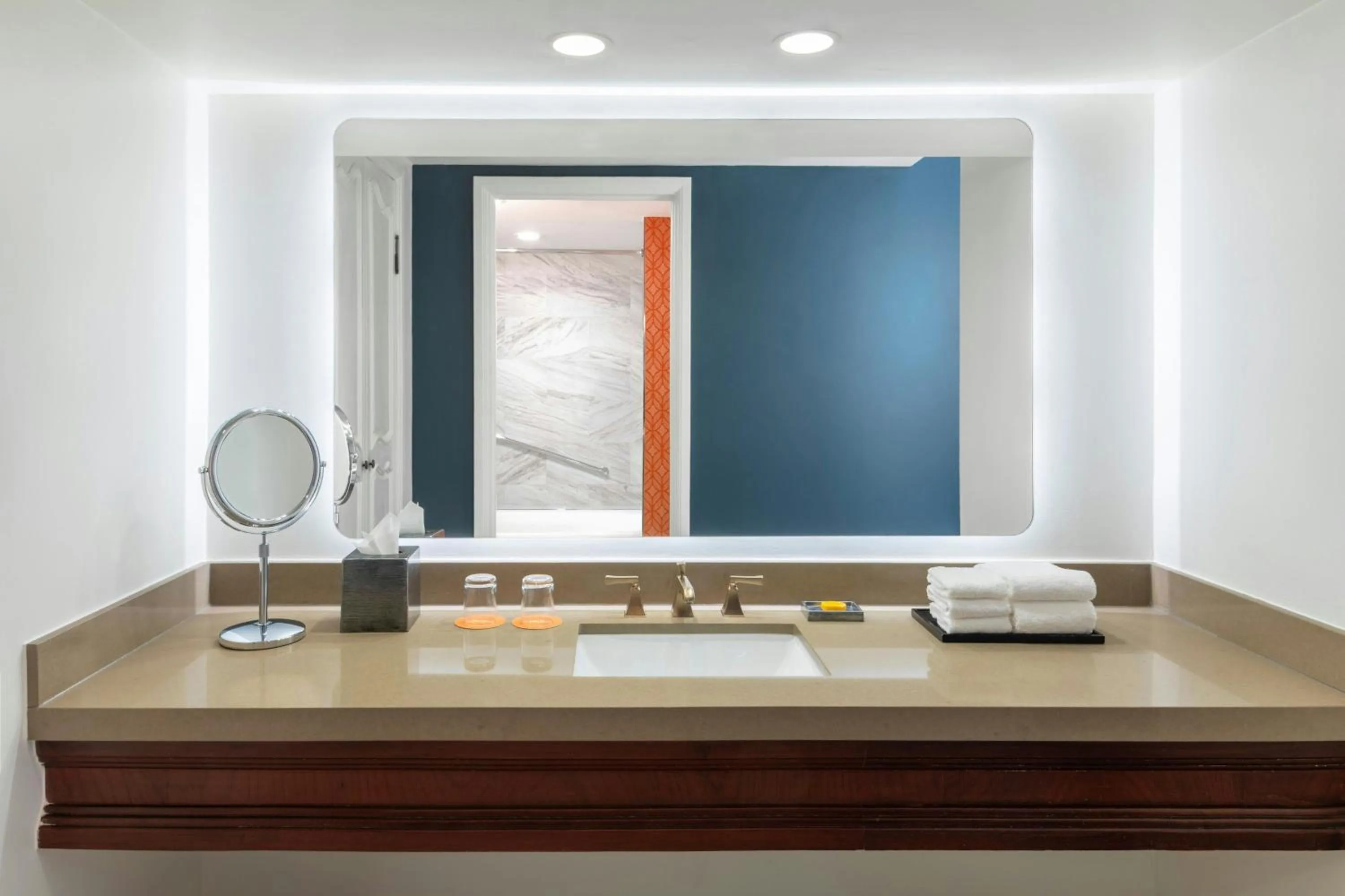 Bathroom in Hotel Colonnade Coral Gables, Autograph Collection