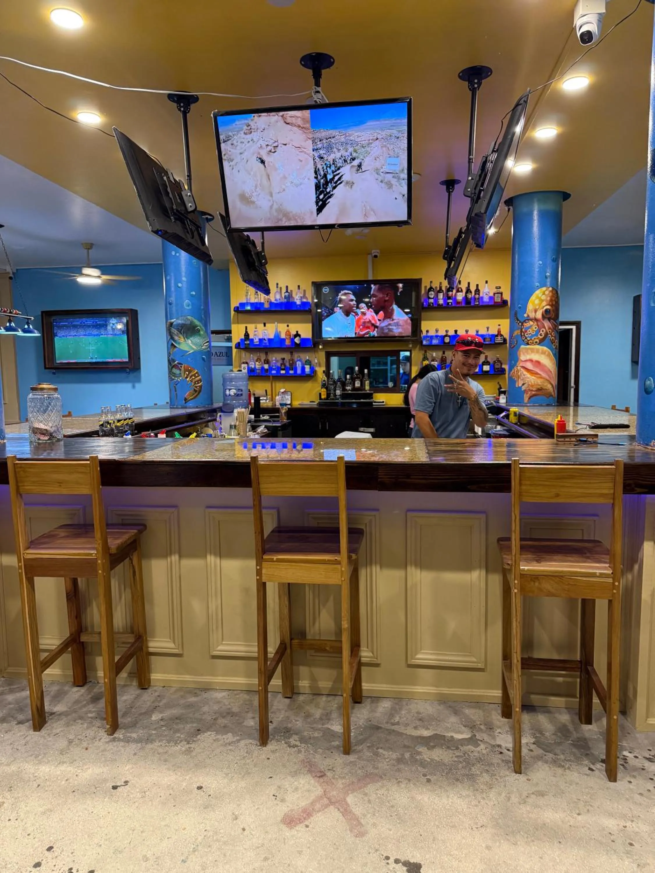 Hotel Royal Blue & Golf Cart Rental