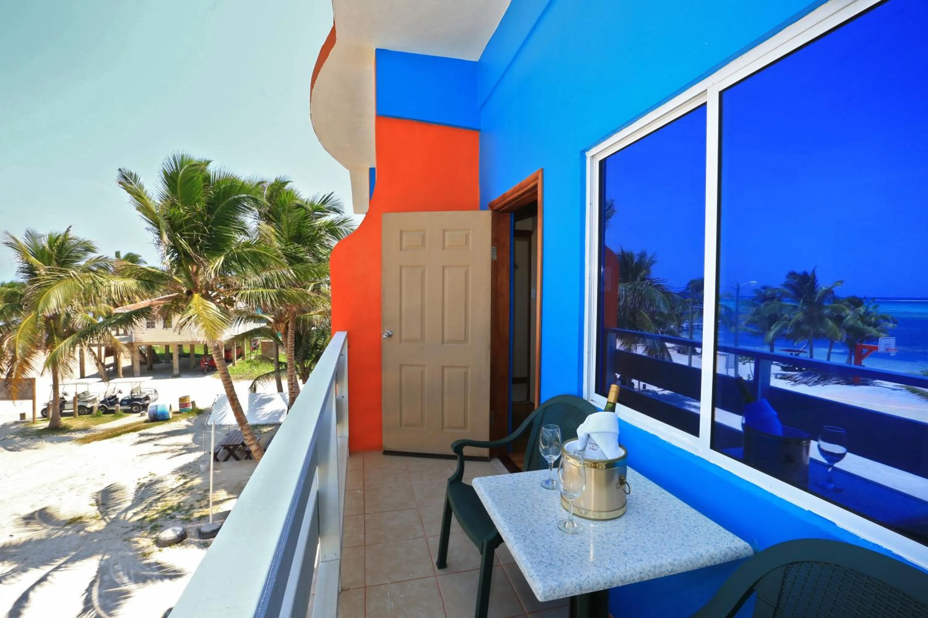 Hotel Royal Blue & Golf Cart Rental