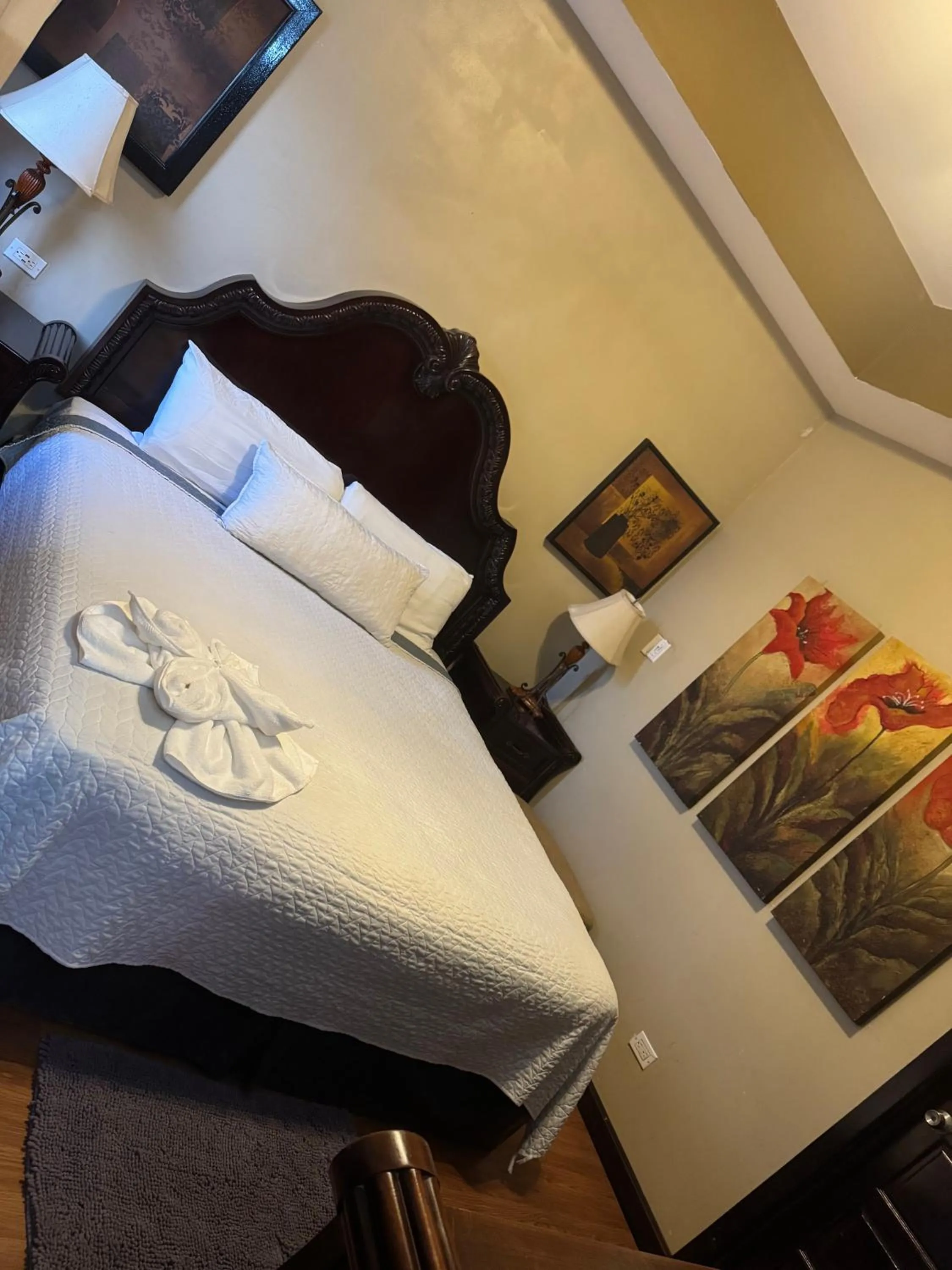 Bedroom, Bed in Hotel Royal Blue & Golf Cart Rental