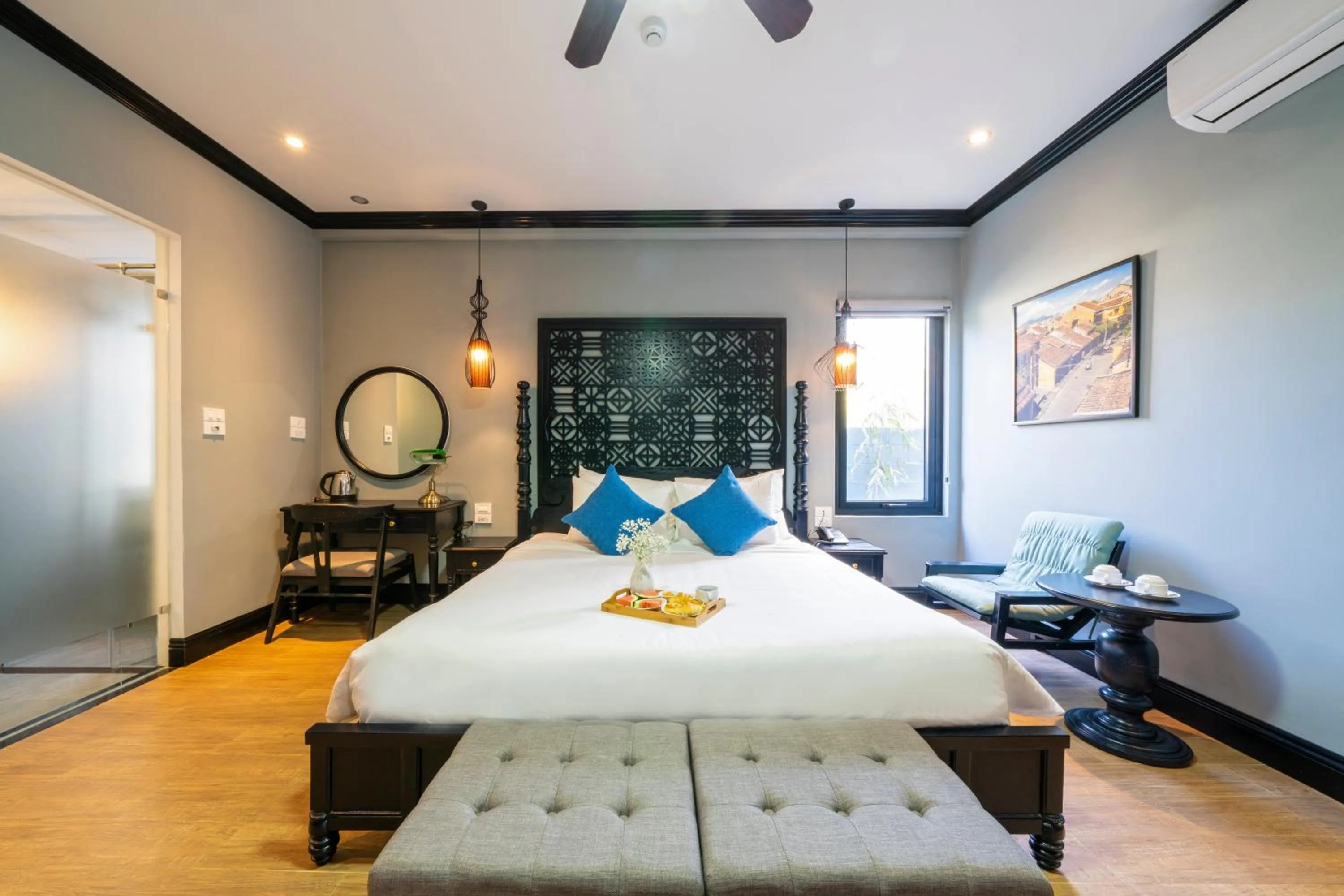 Photo of the whole room, Bed in Daisy An Bang Villa