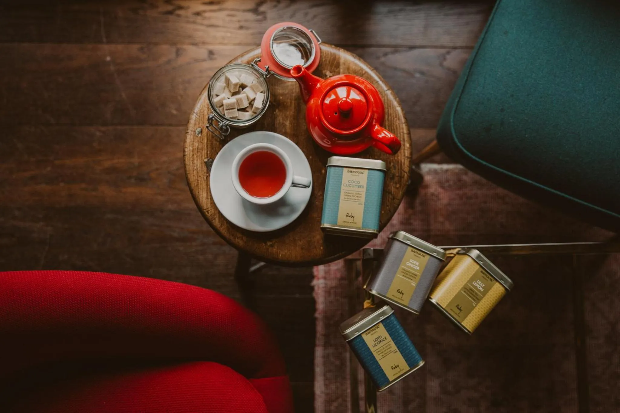 Lounge or bar in Ruby Lucy Hotel London by IHG