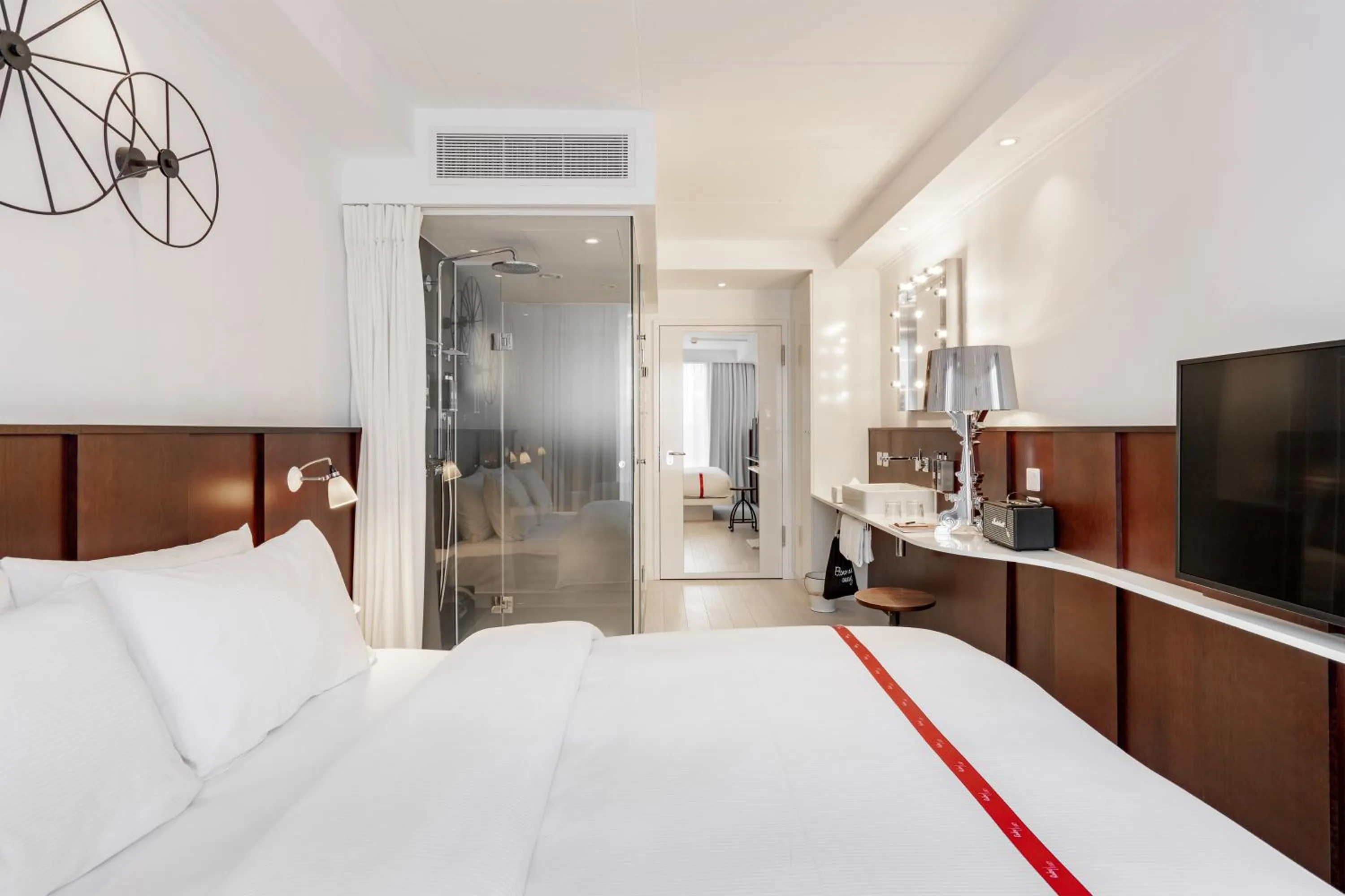 Photo of the whole room, Bed in Ruby Lucy Hotel London