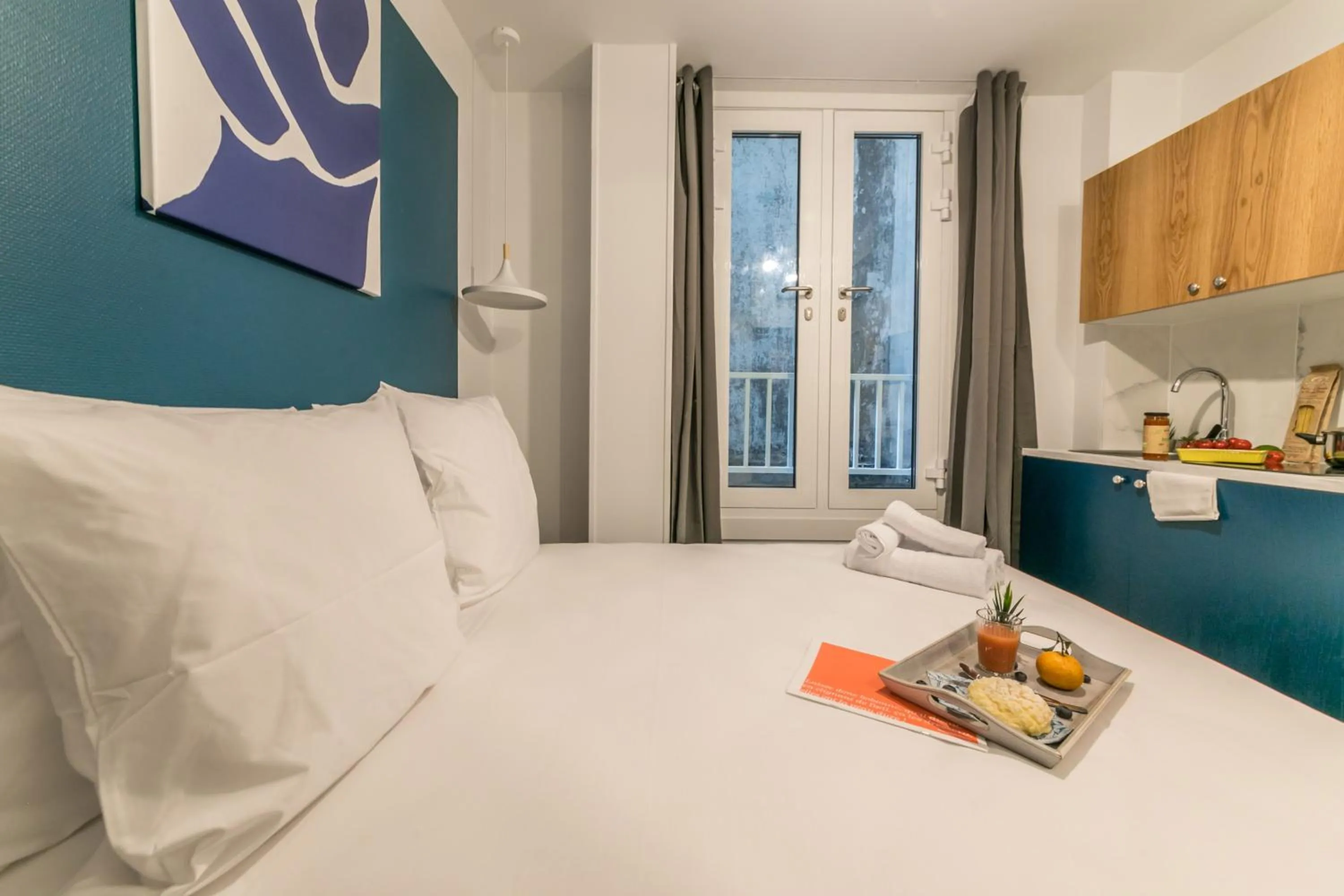 Bedroom, Bed in WS Louvre - Richelieu