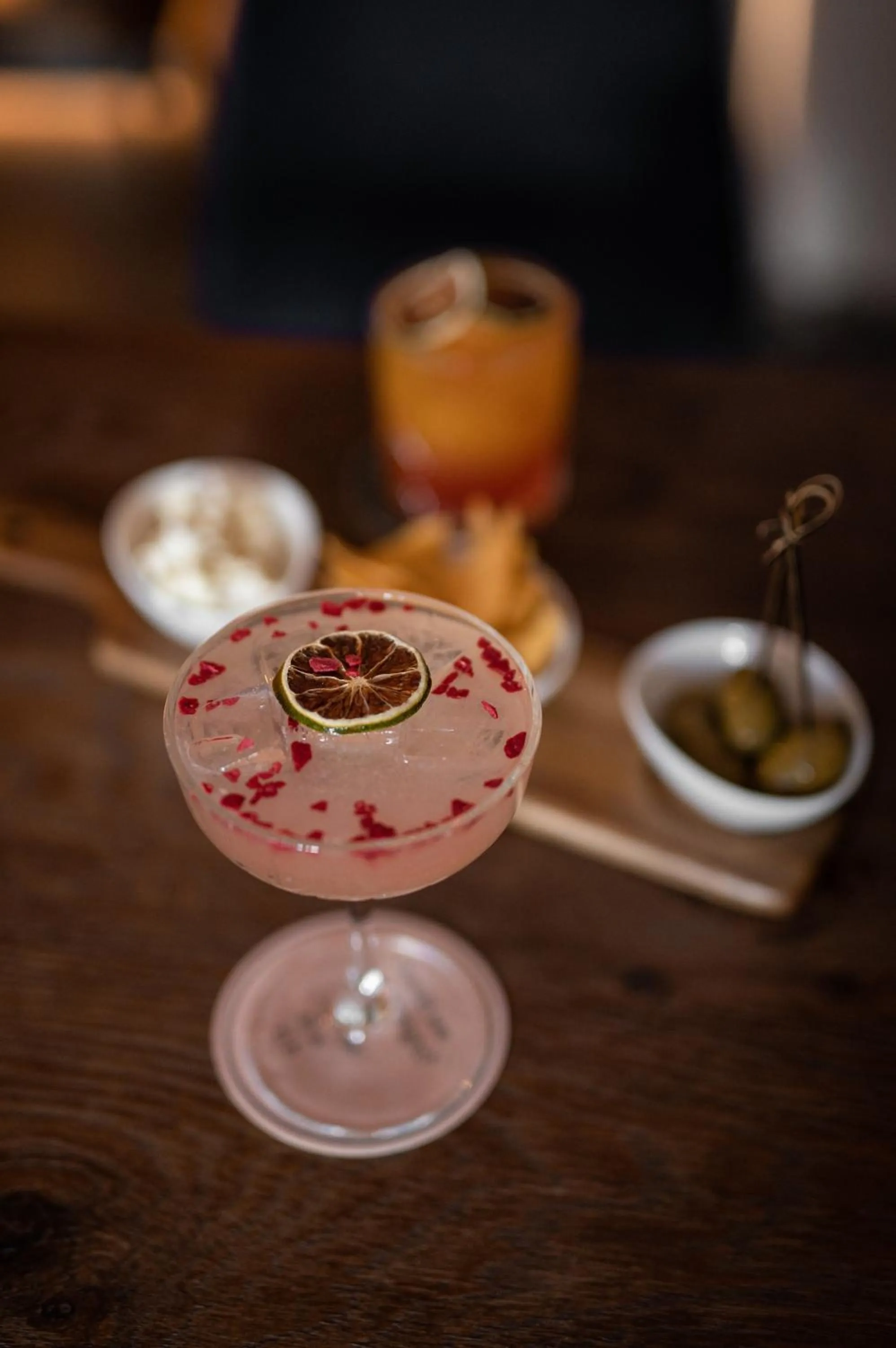 Lounge or bar in flurin Suites