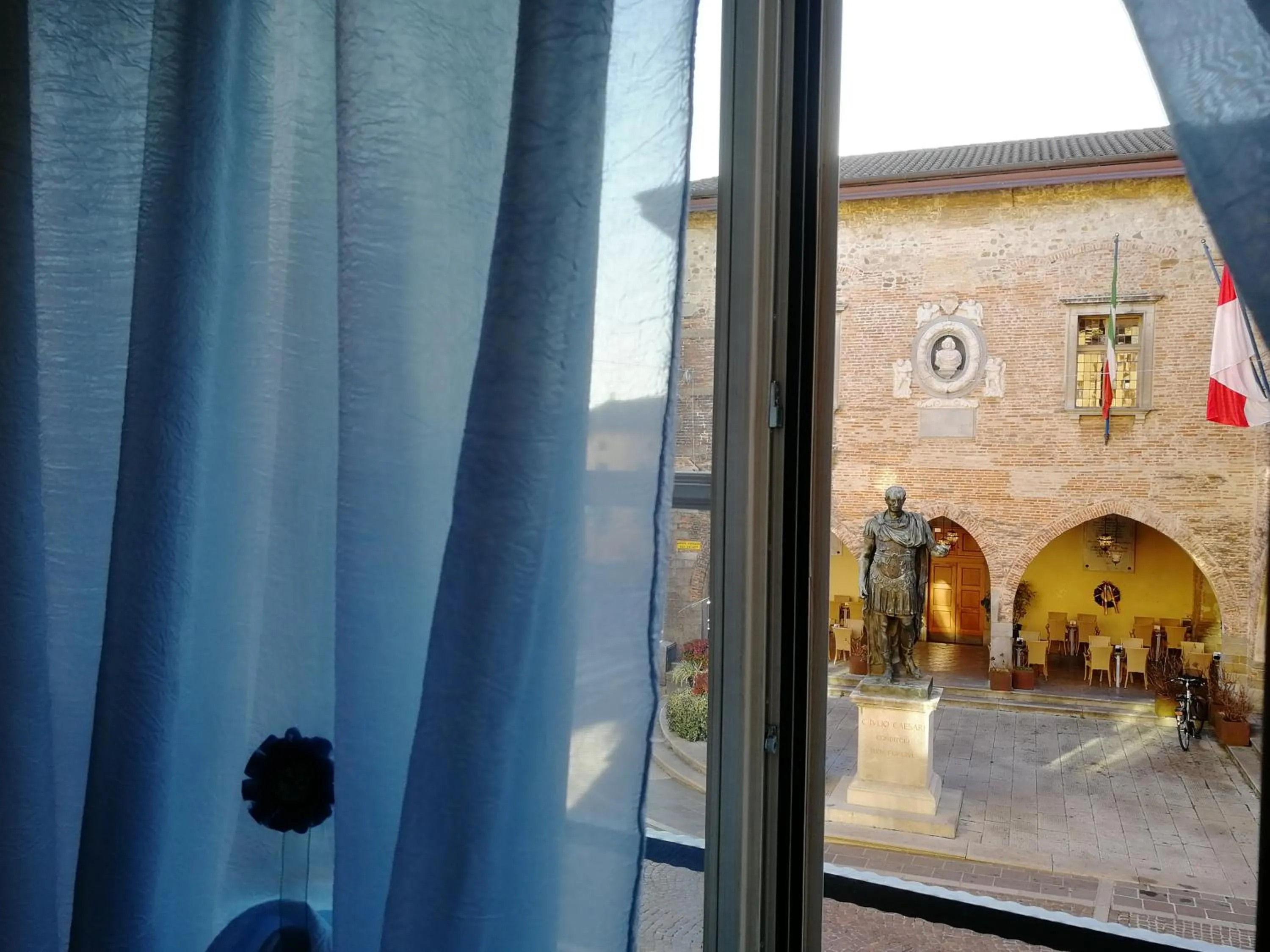 Nearby landmark in Domus Iulii