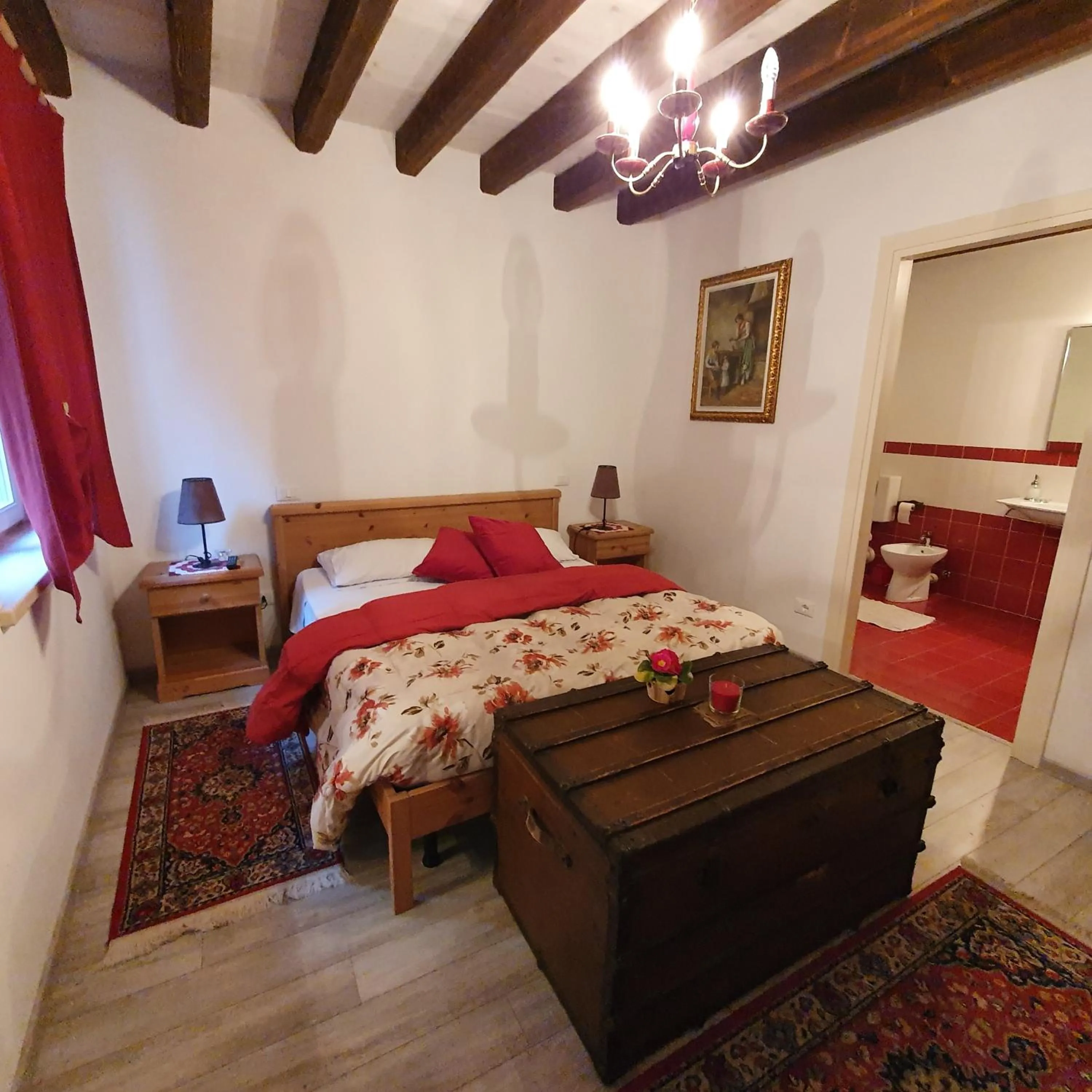 Photo of the whole room, Bed in Domus Iulii