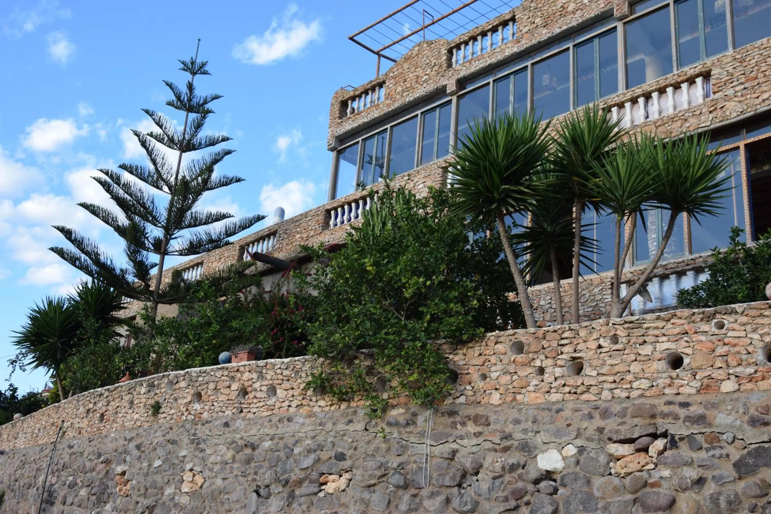 Property building in Hotel Leonor