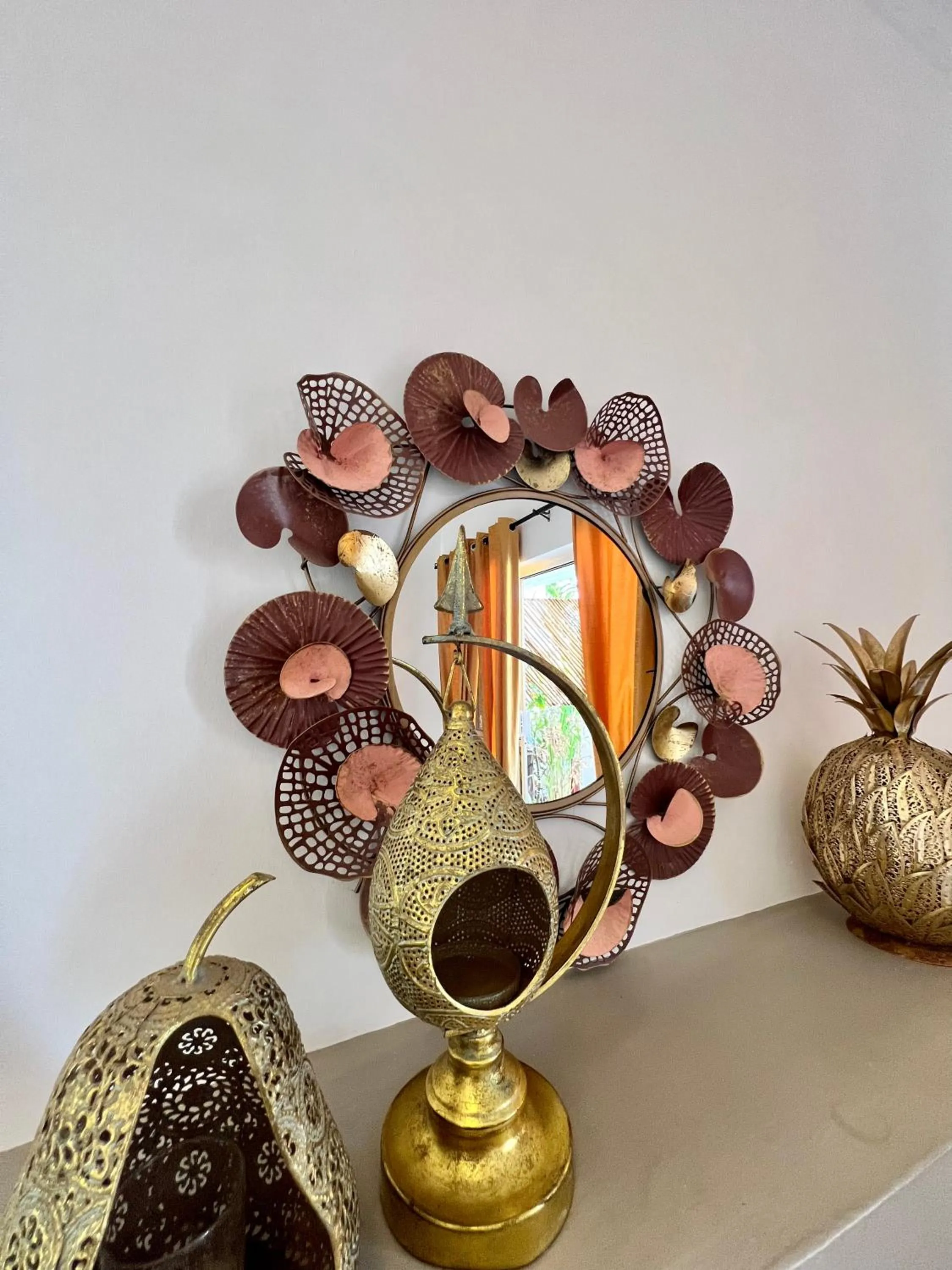 Decorative detail in Gadea Boutique Hotel& Gadea Garden Italian Restaurant