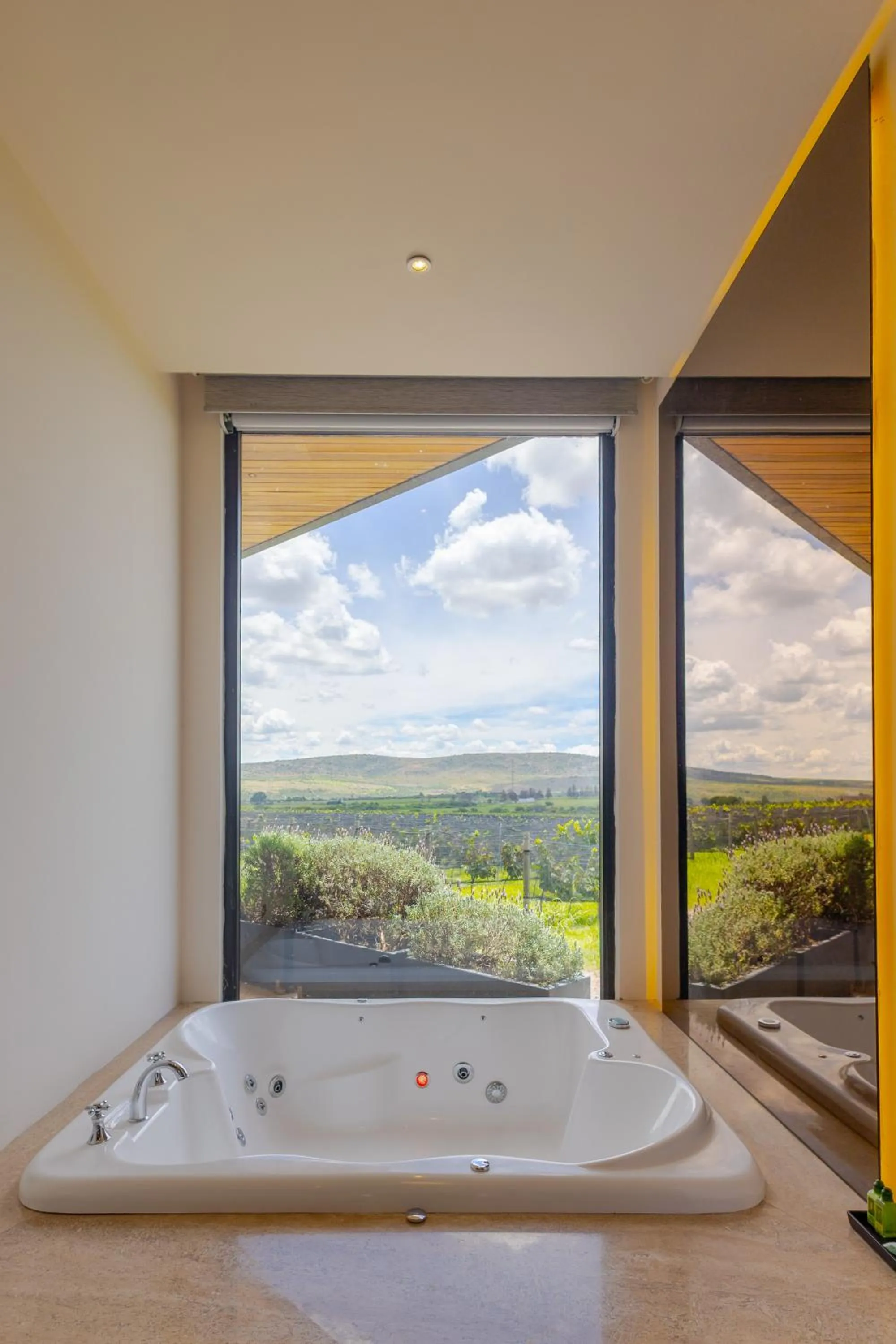 Sunset in Casa Raíces Hotel Luxury & Viñedo