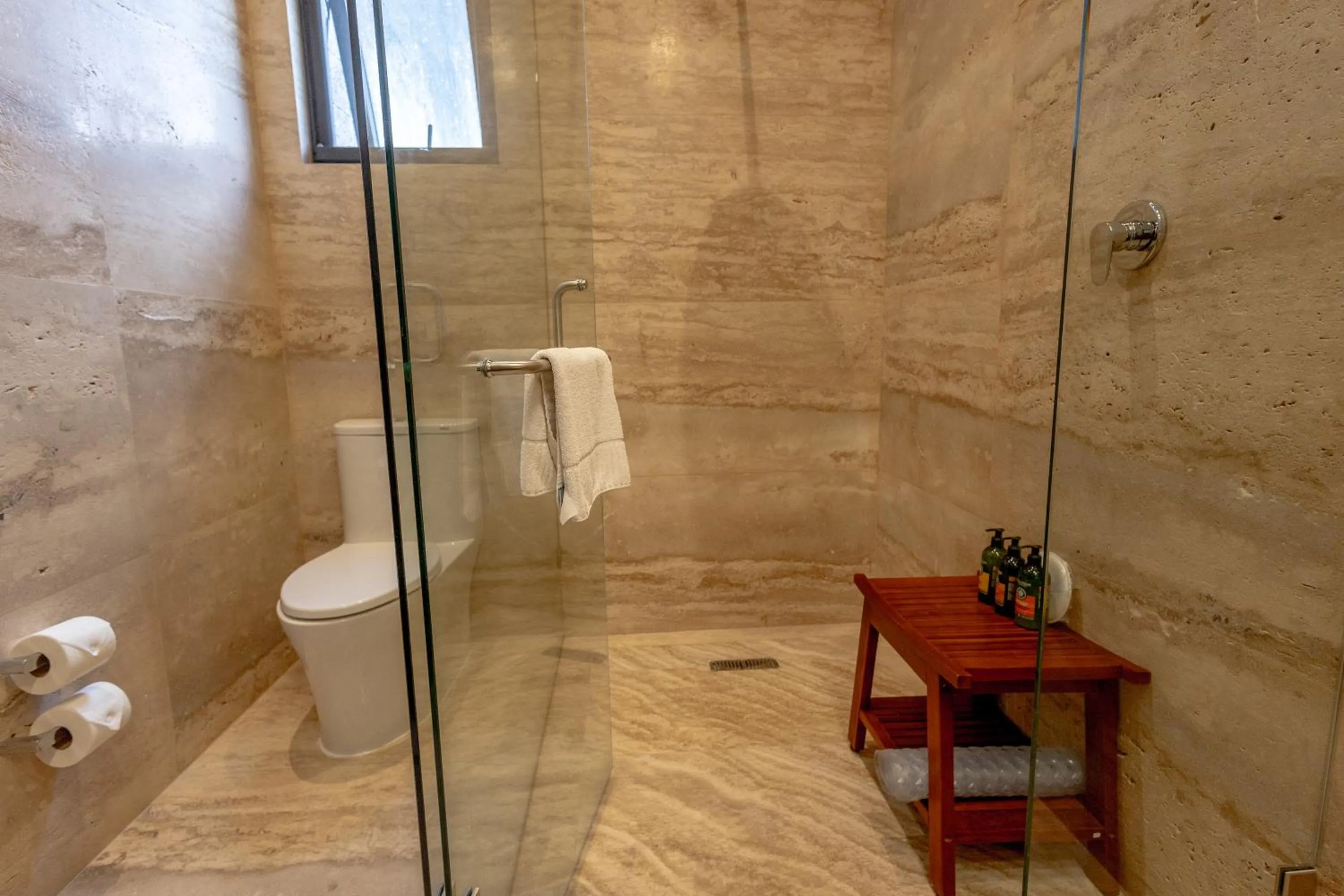 Bathroom in Casa Raíces Hotel Luxury & Viñedo