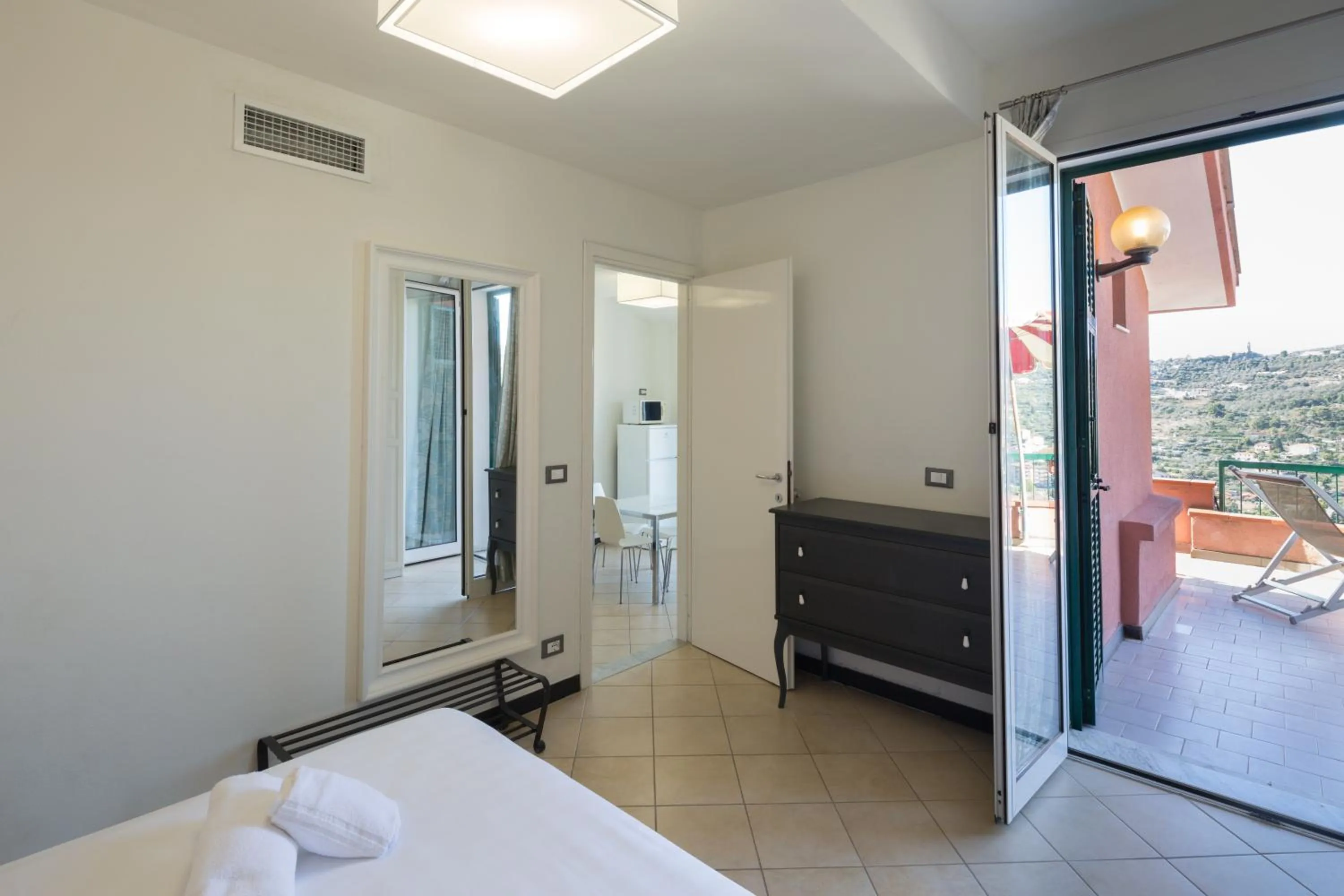 Balcony/Terrace, Bed in Villa Giada Resort