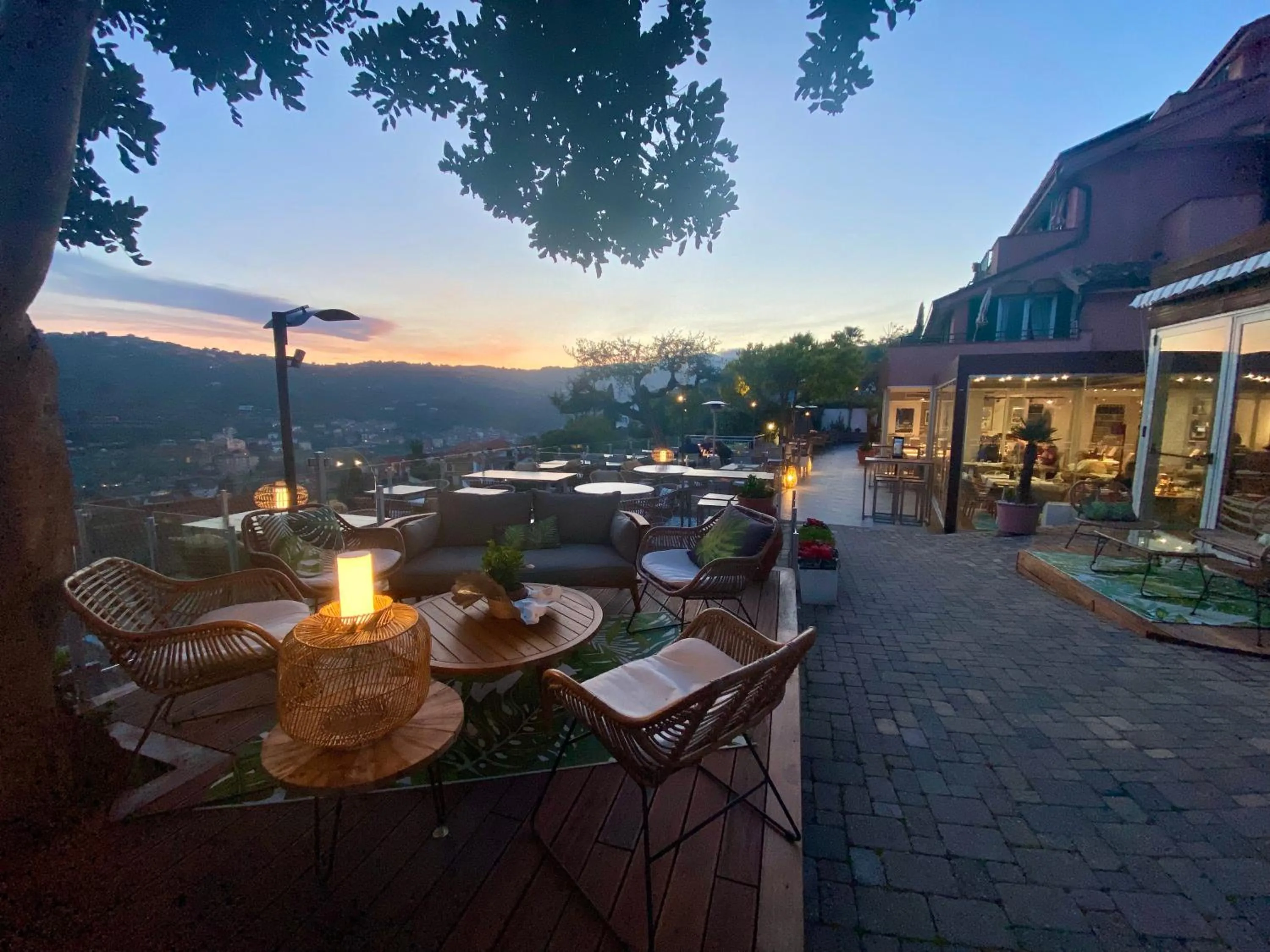 Restaurant/places to eat in Villa Giada Resort