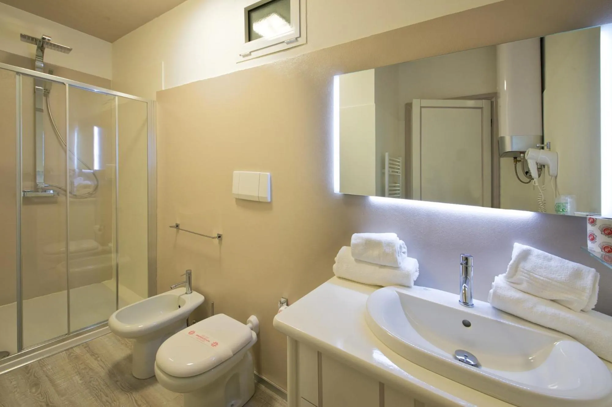 Shower in Villa Giada Resort