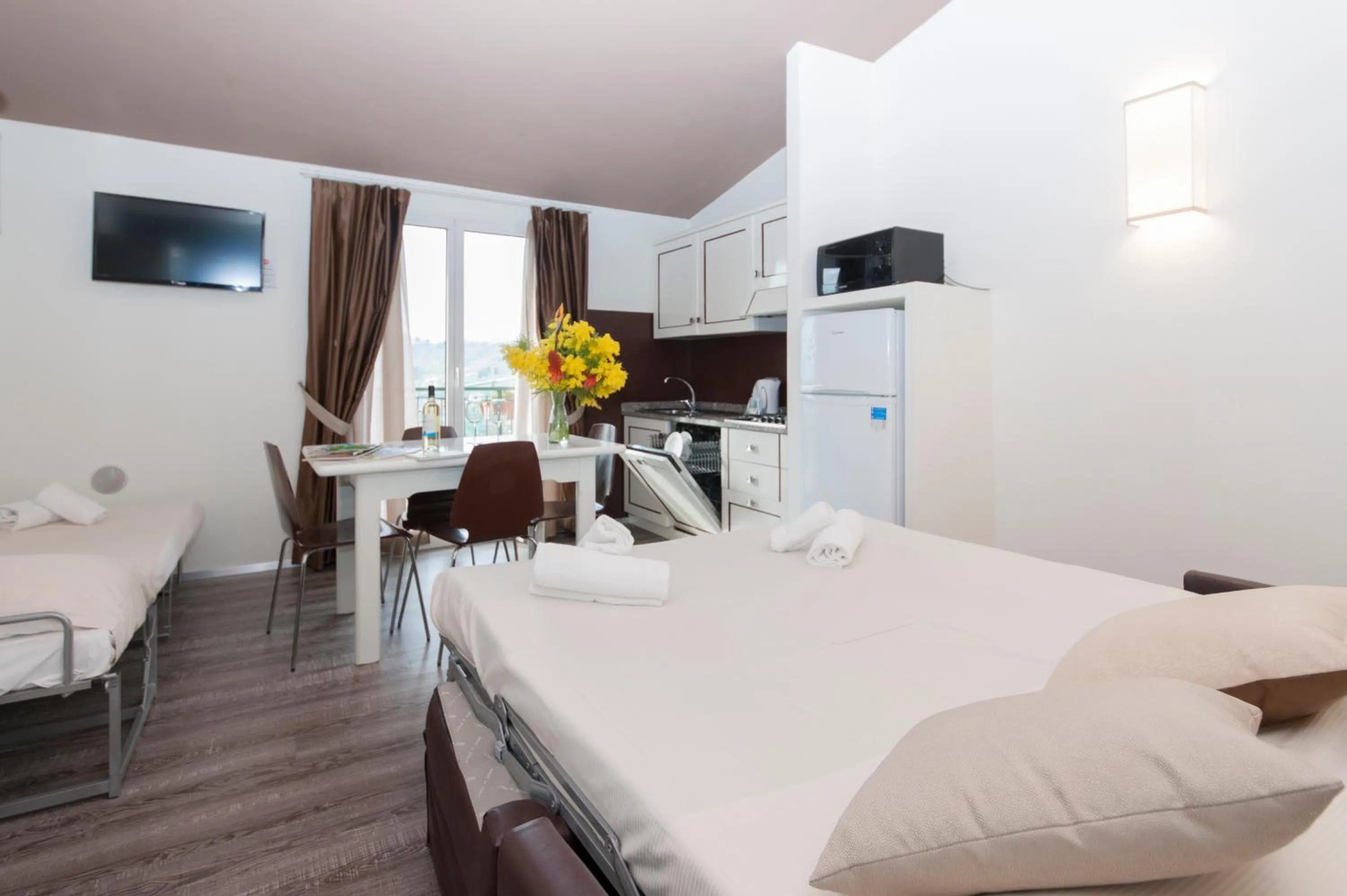 Photo of the whole room, Bed in Villa Giada Resort