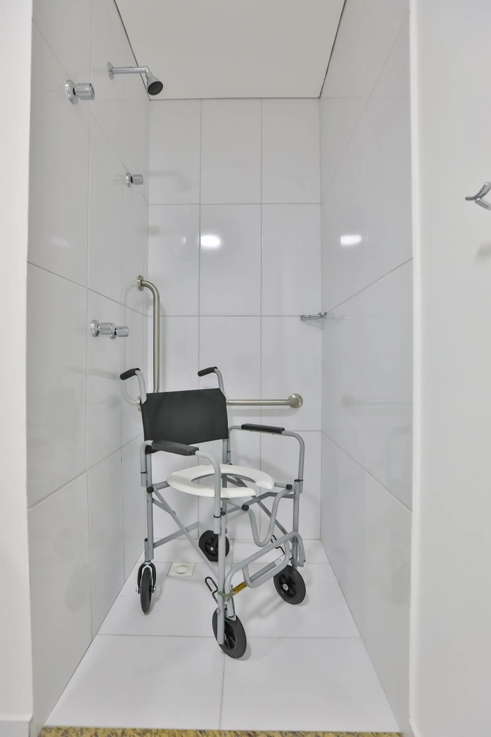 Bathroom in Nobile Inn Meridional Cariacica