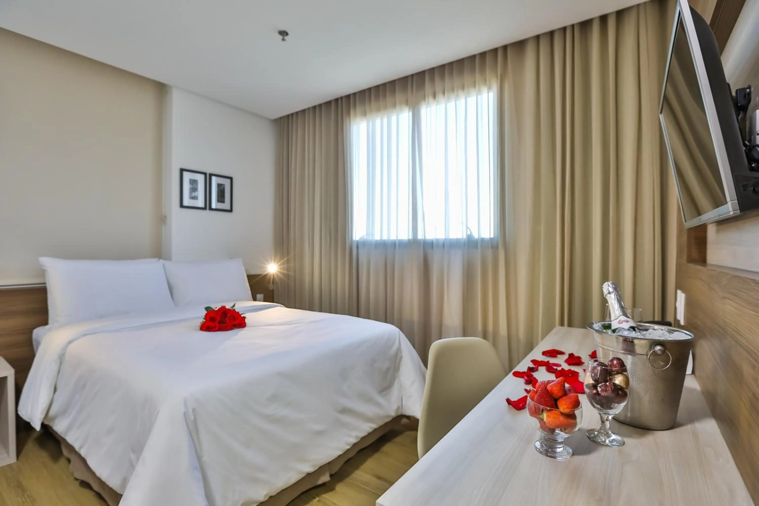 Bedroom, Bed in Nobile Inn Meridional Cariacica