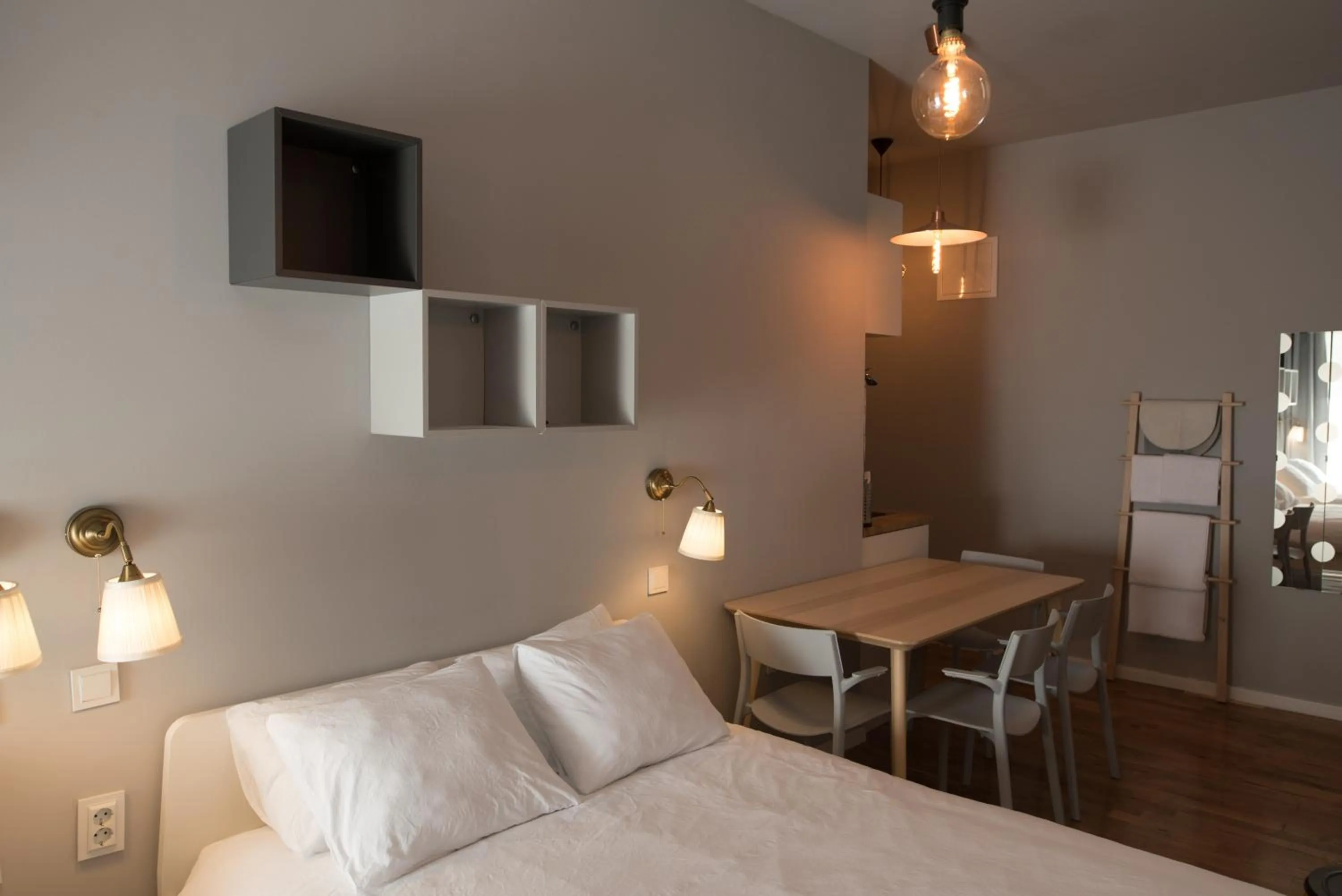 Bed in SMILE&LOVE REPUBLIC ZAGREB CENTER