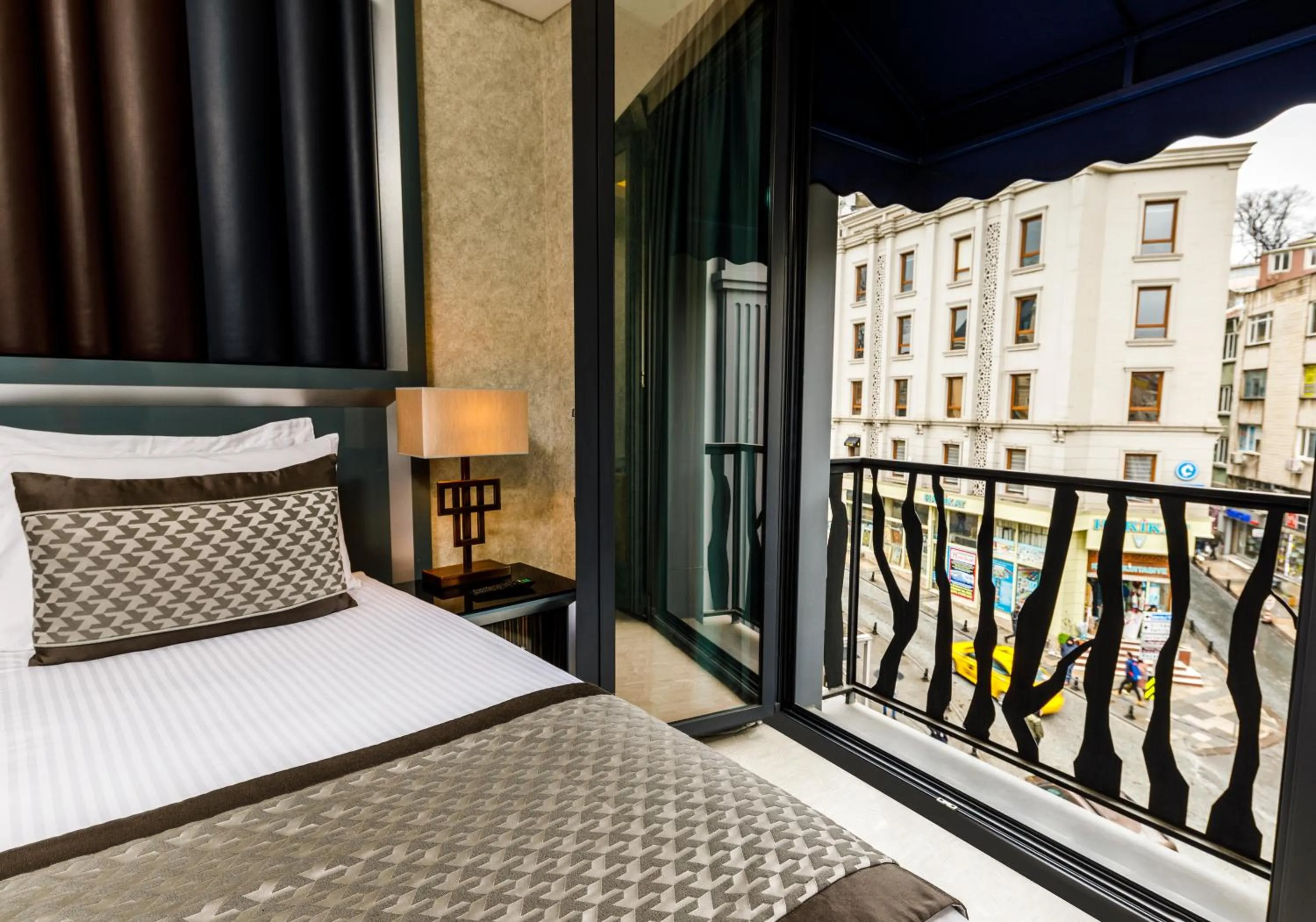 Bedroom, Bed in Euro Design Hotel