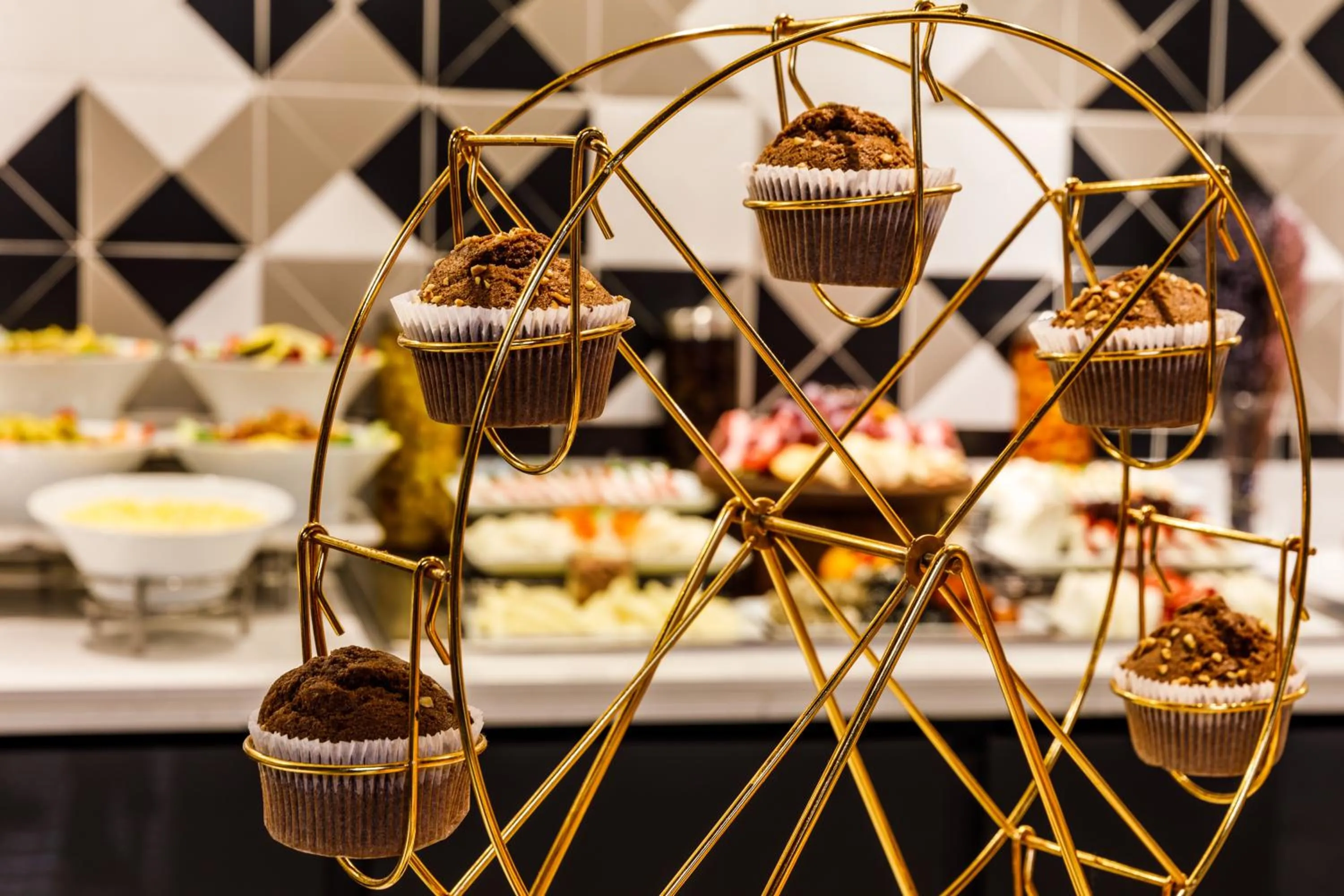 Food and drinks in Euro Design Hotel