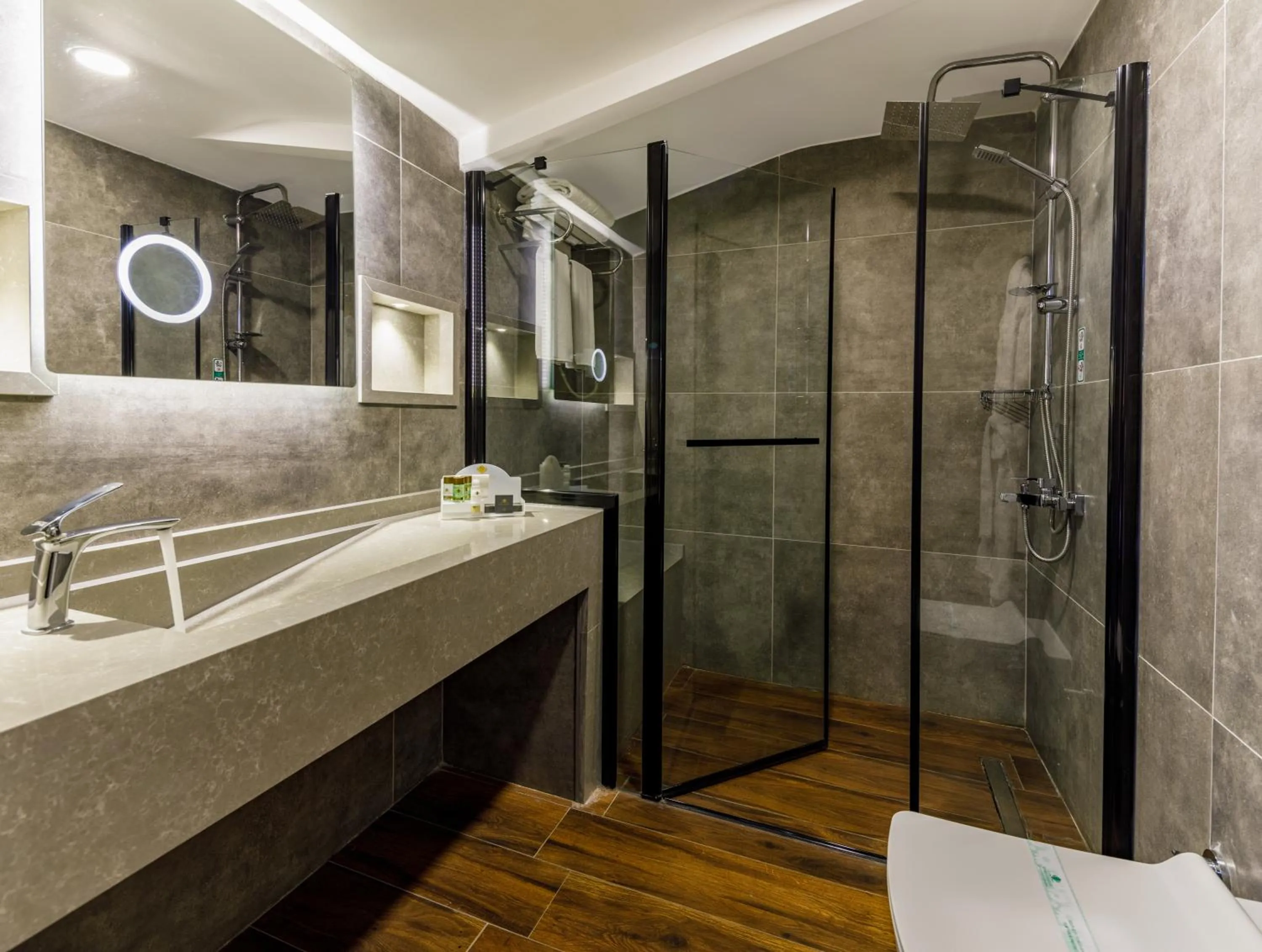 Bathroom in Euro Design Hotel