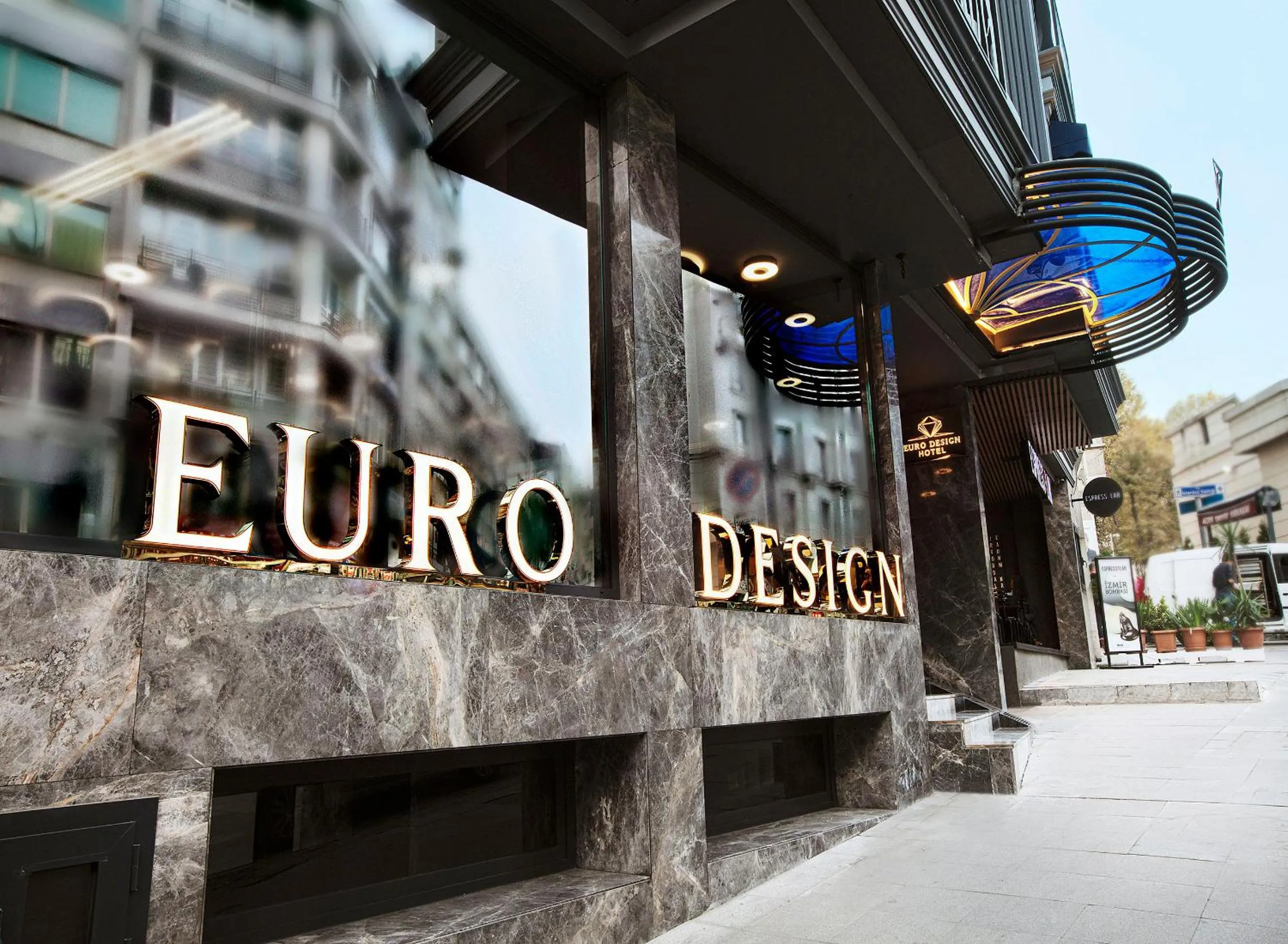Facade/entrance in Euro Design Hotel