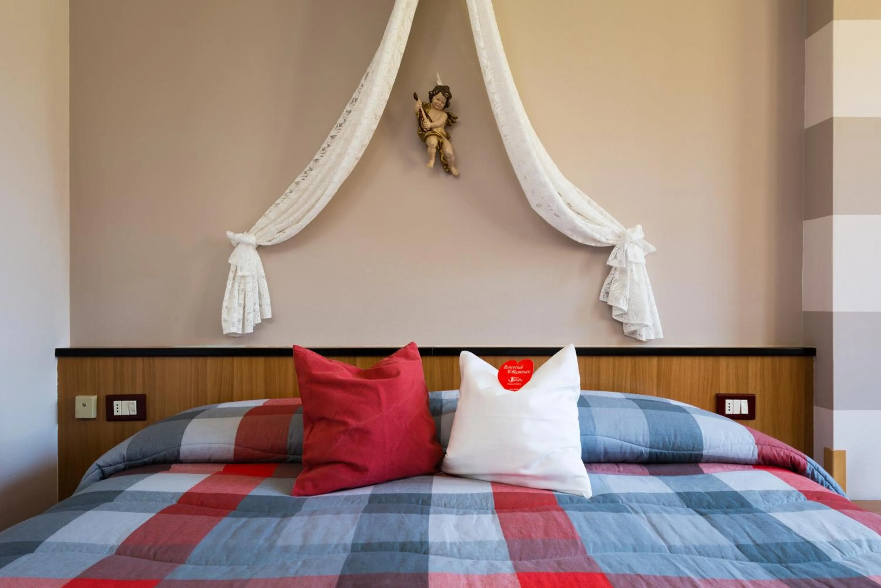 Decorative detail, Bed in Animae Natura Hotel