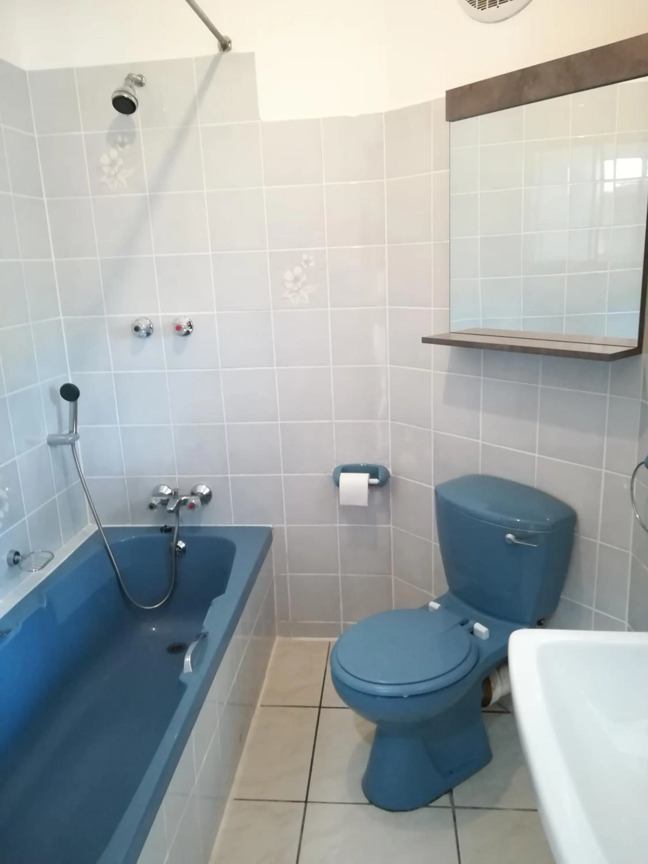 Bathroom in Rockview Guest House