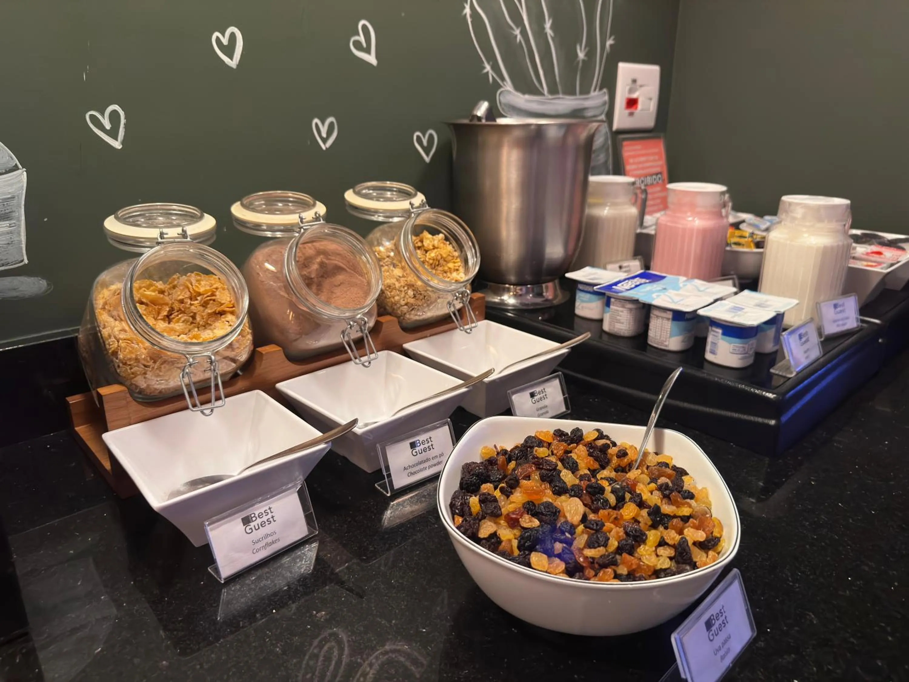 Food and drinks in Best Guest Hotel Expo Anhembi