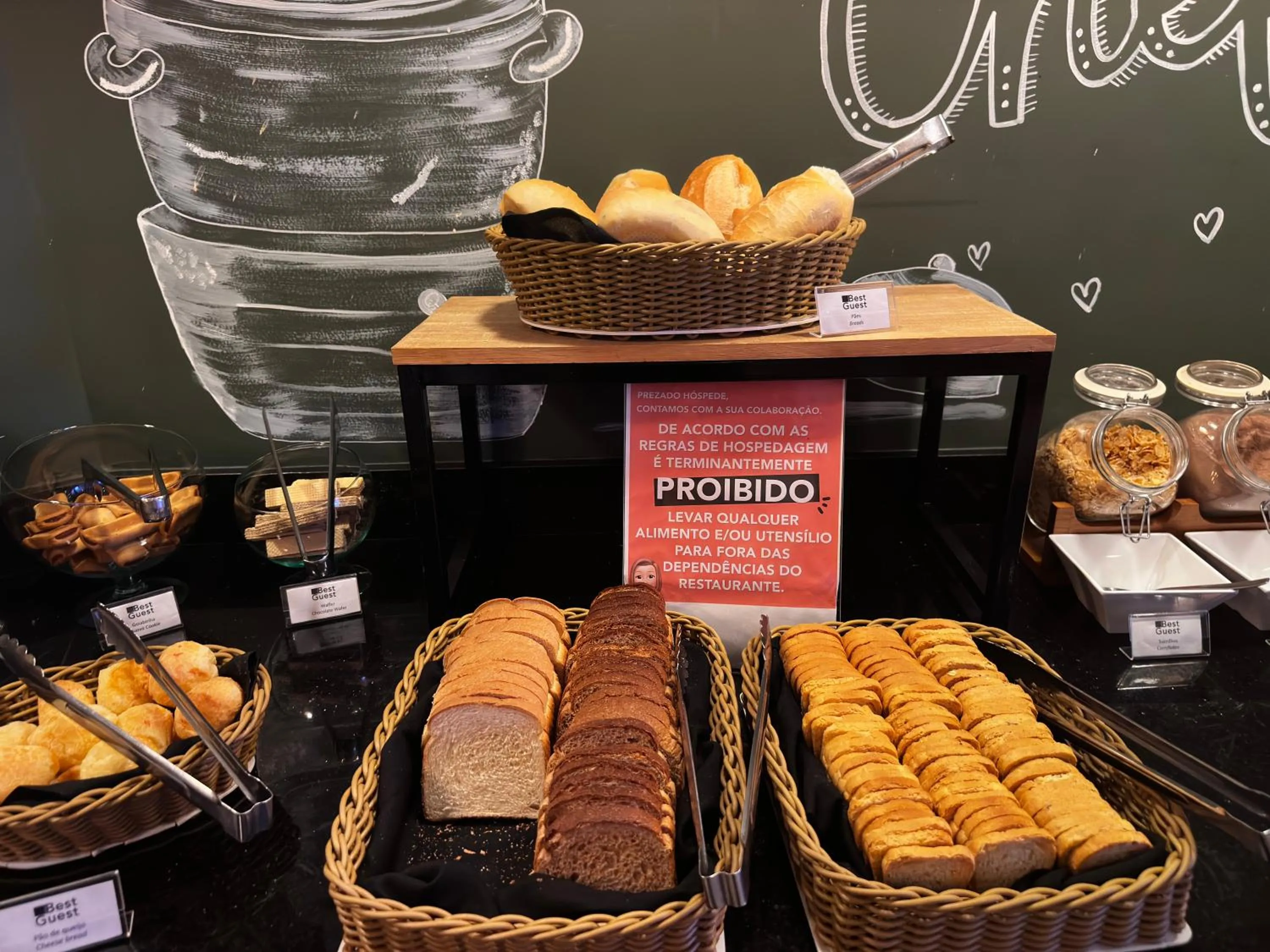 Food and drinks in Best Guest Hotel Expo Anhembi