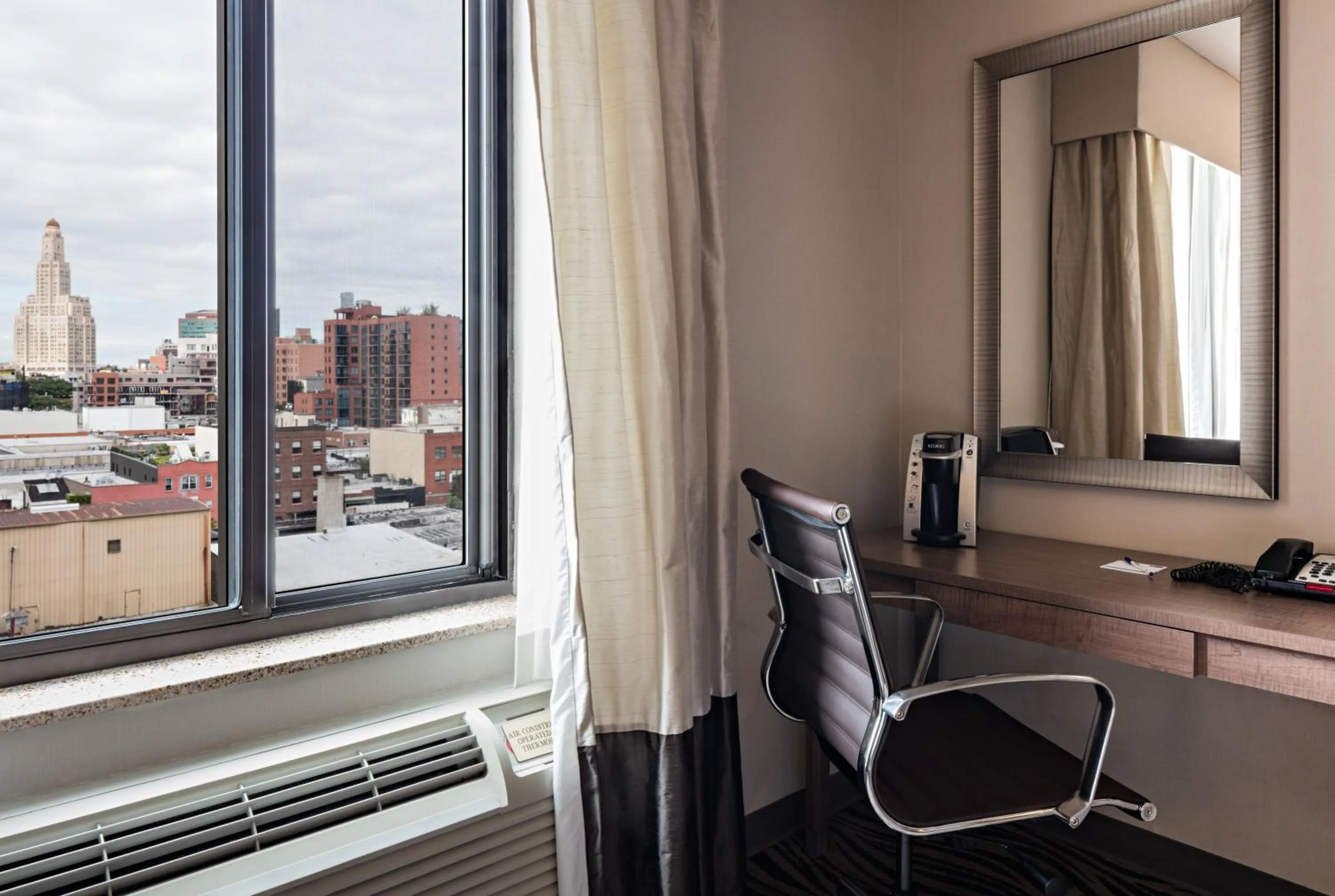 Photo of the whole room in Holiday Inn Express Brooklyn, an IHG Hotel