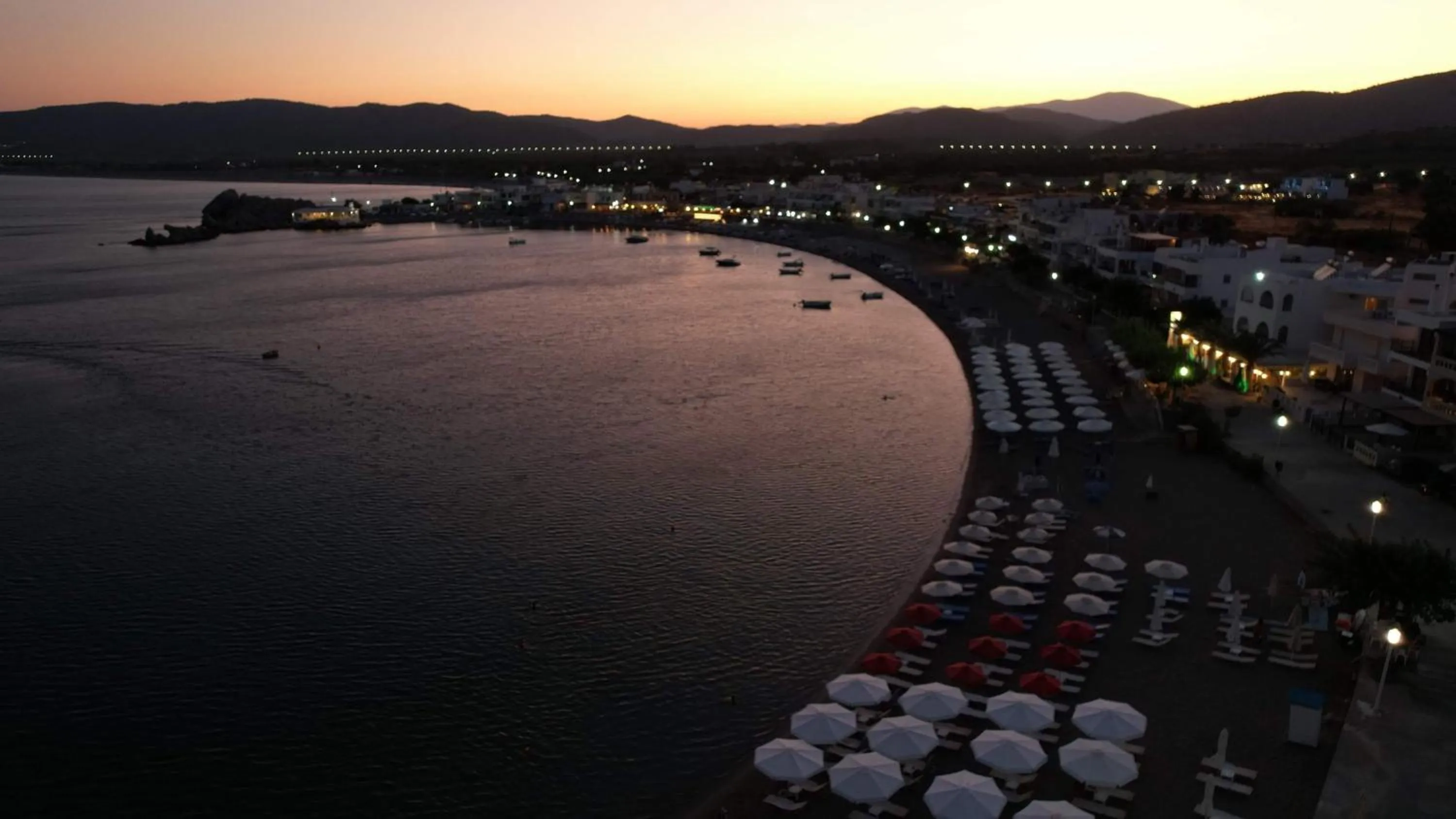 Haraki Bay Hotel and Luxury Apartments