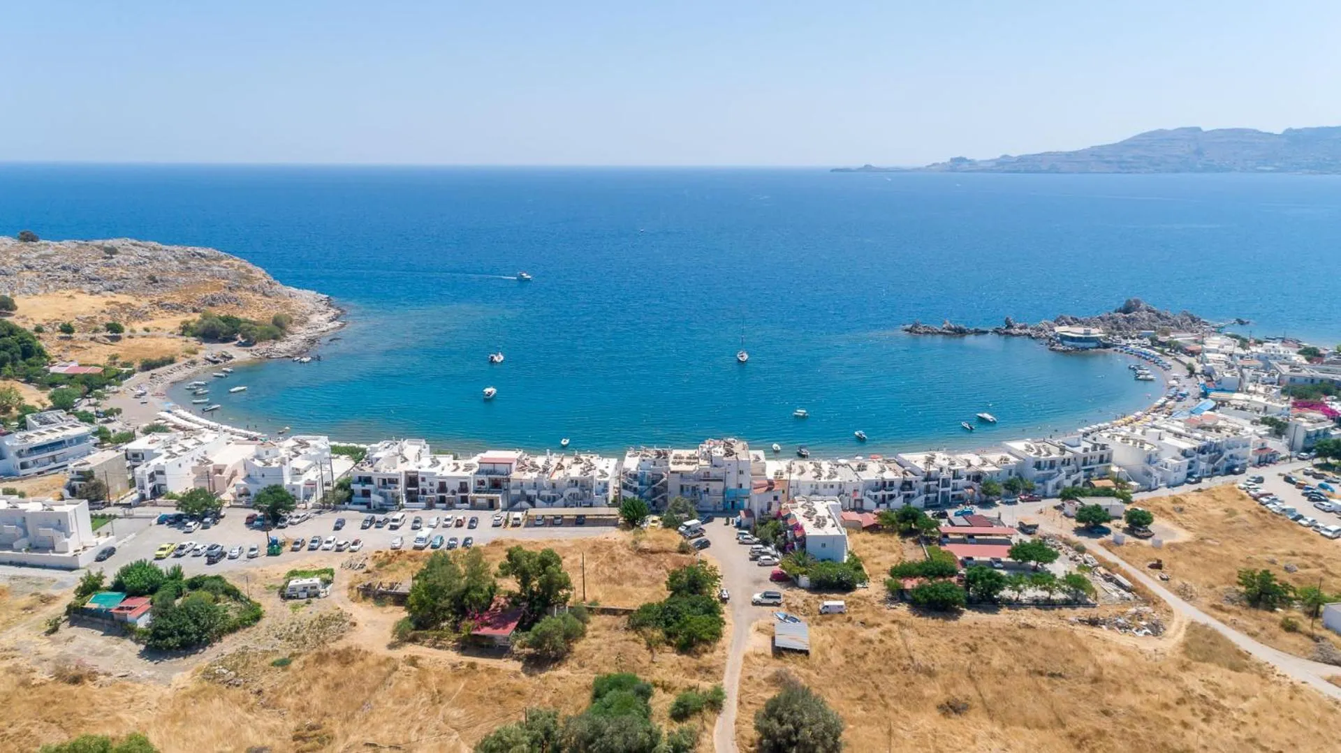 Haraki Bay Hotel and Luxury Apartments