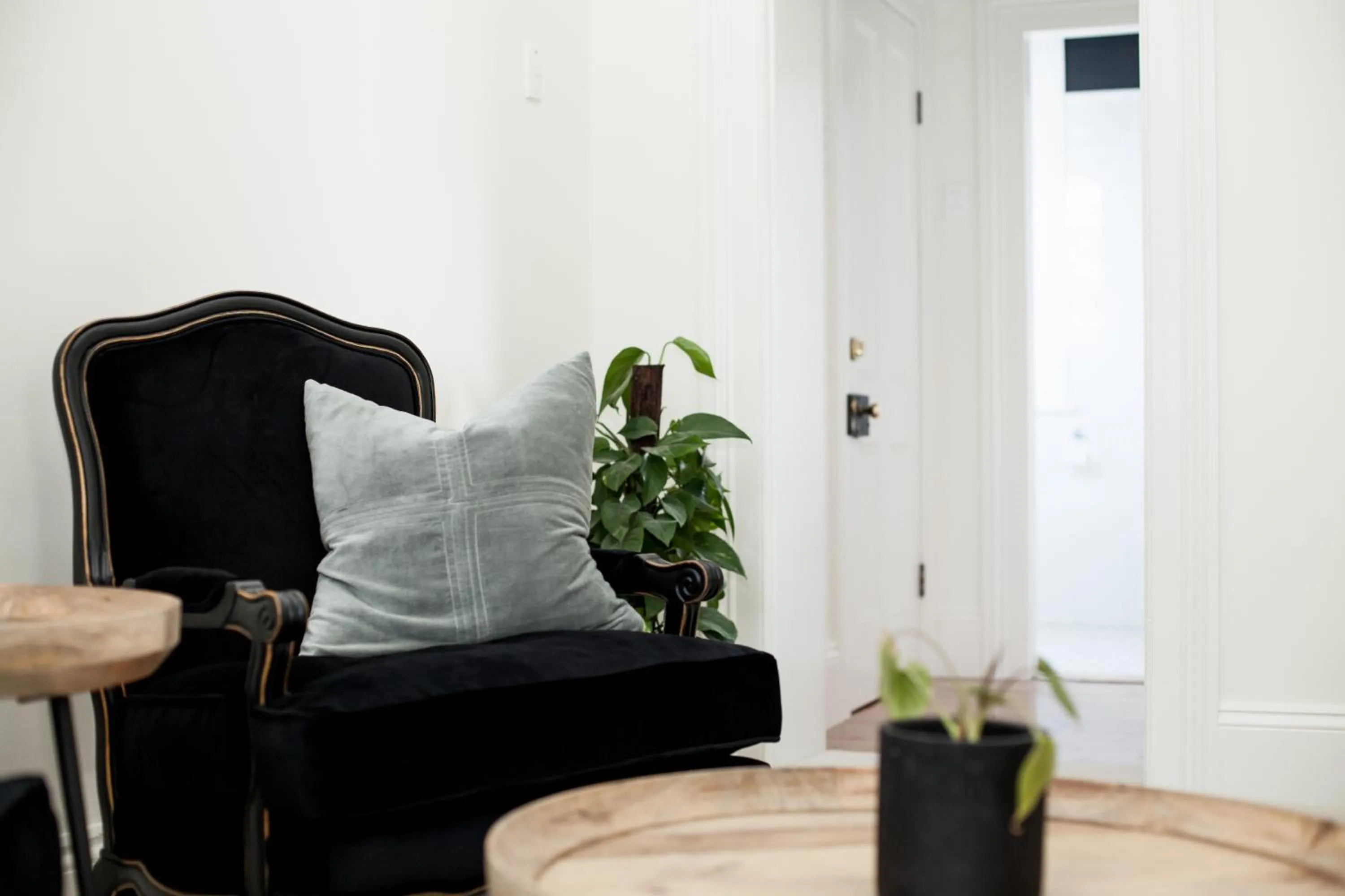 Living room in Old Market Inn