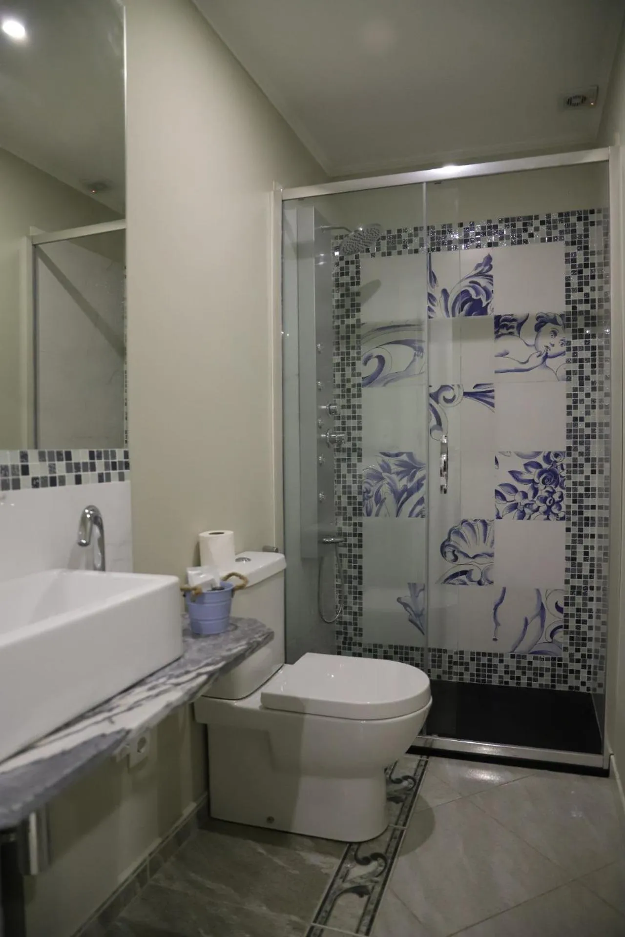 Bathroom in Douro Prime Downtown