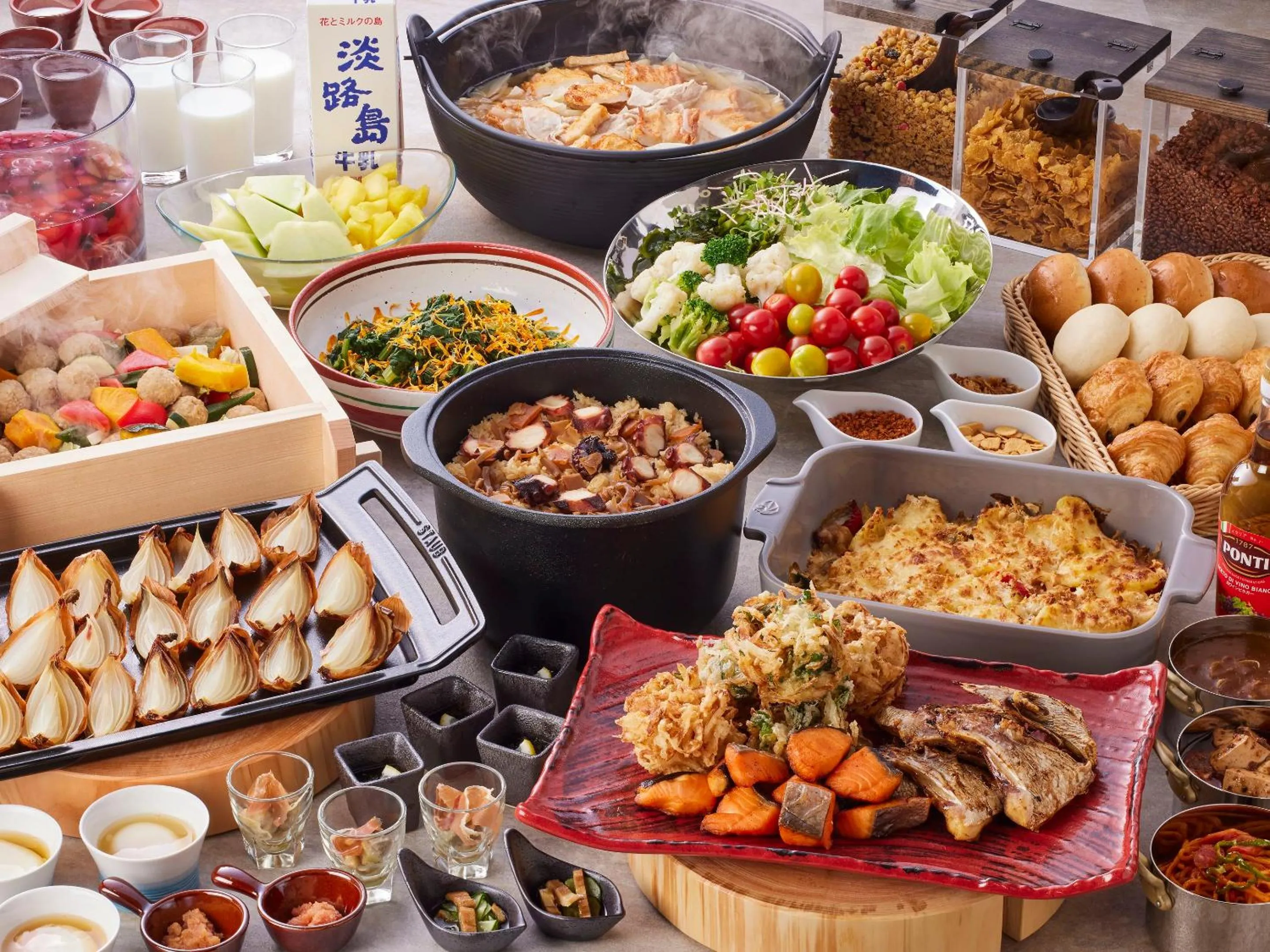 Restaurant/places to eat in KAMENOI HOTEL Awajishima