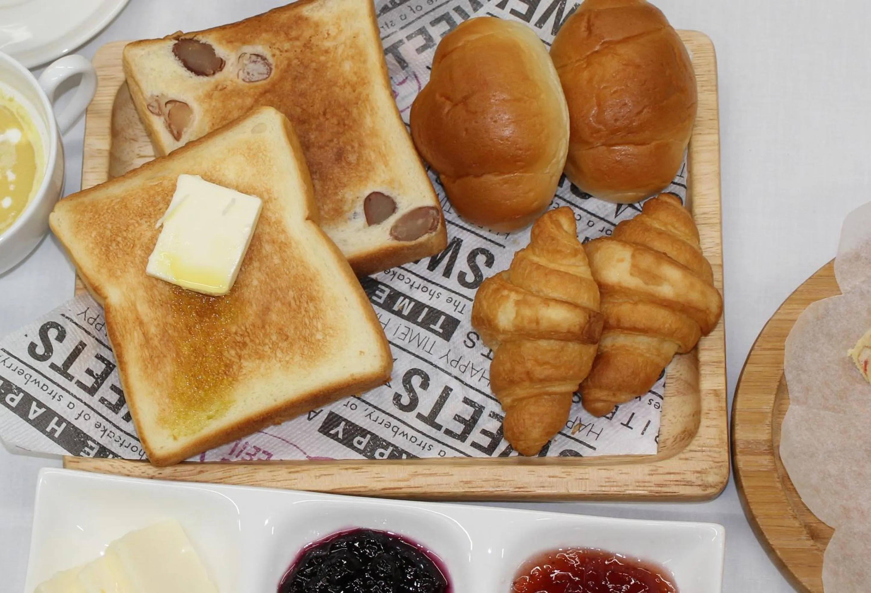 Buffet breakfast in Hotel REUS Ashoro