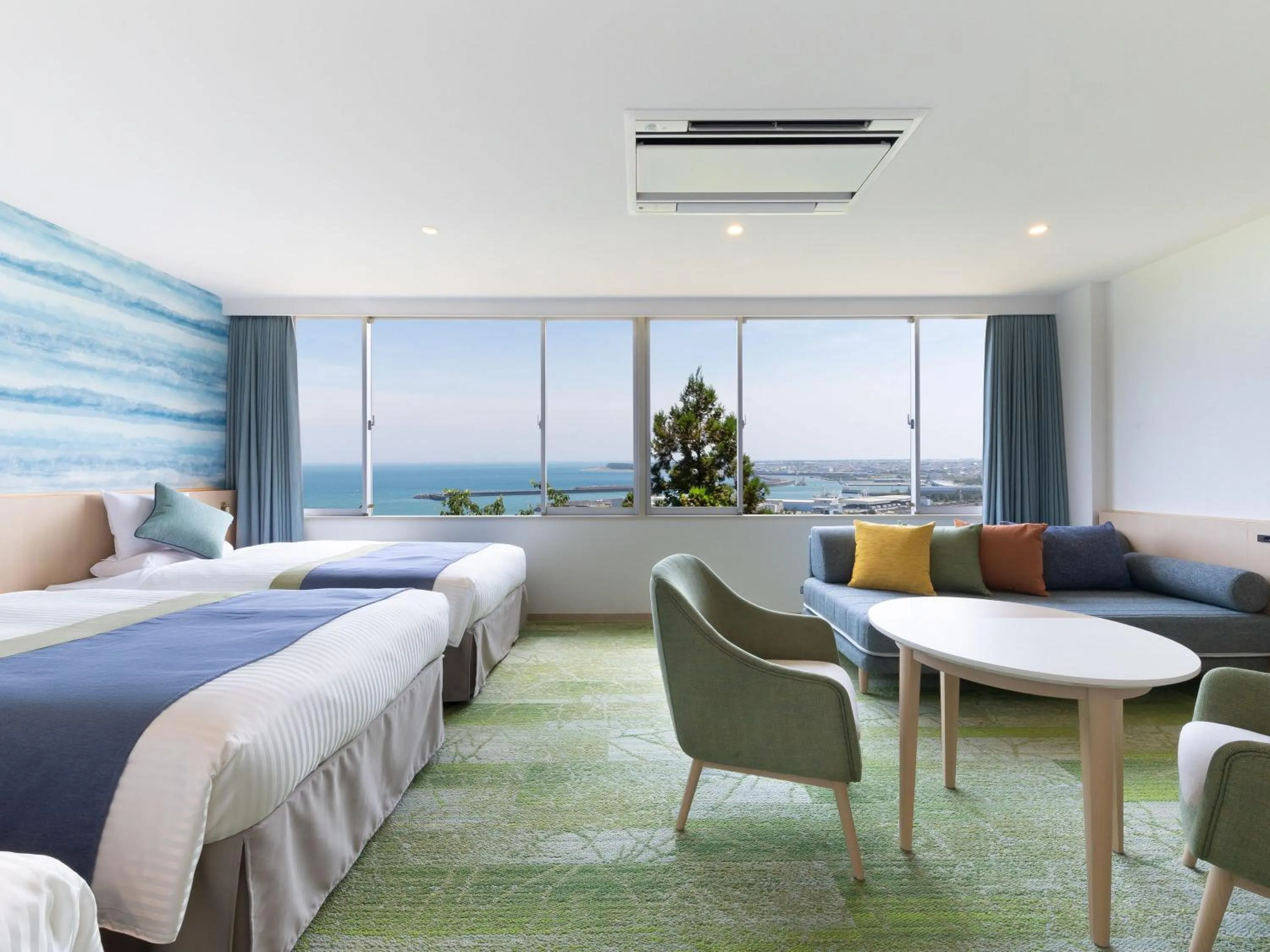 Photo of the whole room, Bed in KAMENOI HOTEL Yaizu