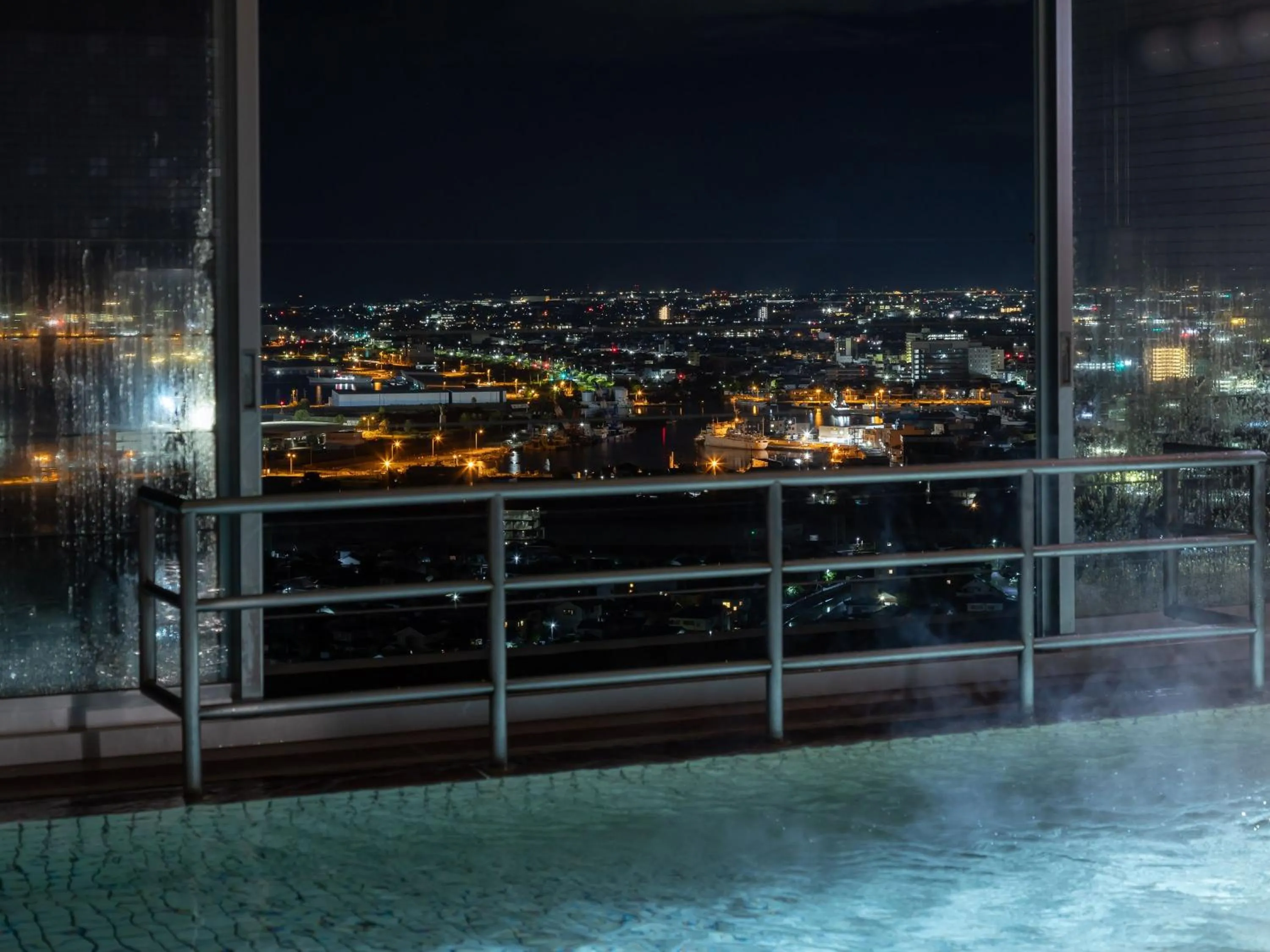 Hot Spring Bath in KAMENOI HOTEL Yaizu