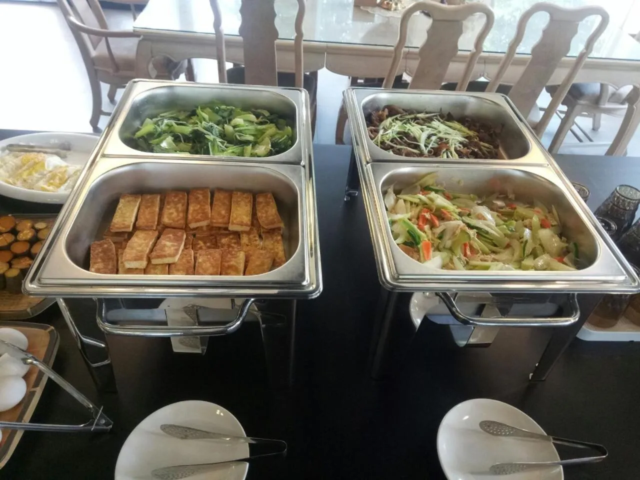 Breakfast in Butchard Villas