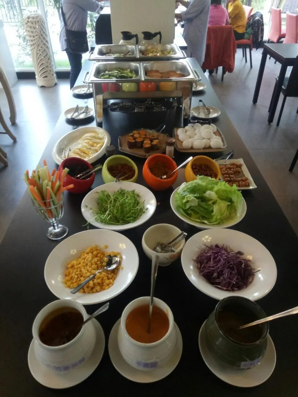 Breakfast in Butchard Villas