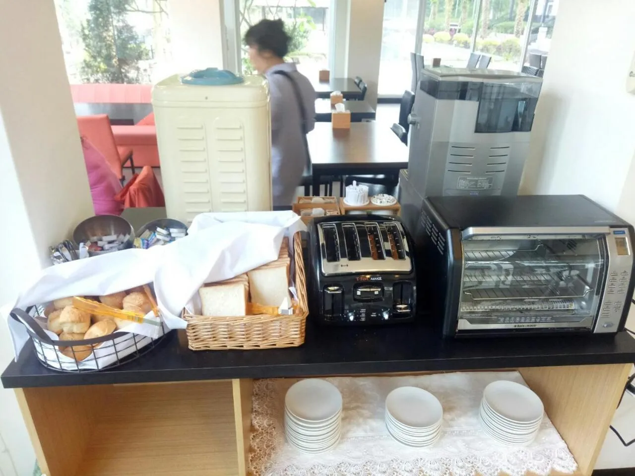 Buffet breakfast in Butchard Villas