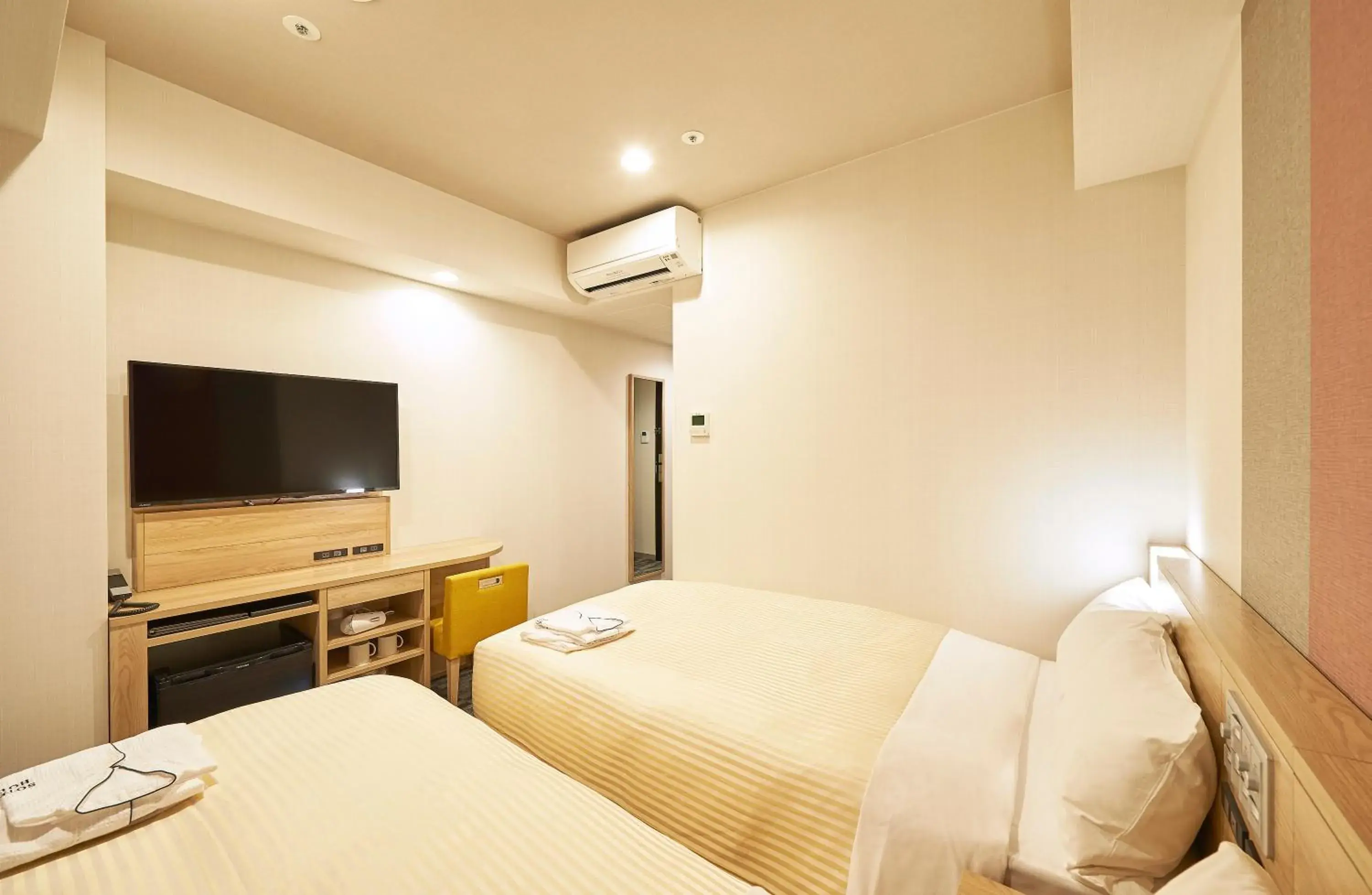 Twin Room - single occupancy - Non-Smoking in Sotetsu Fresa Inn Nagoya Sakuradoriguchi Twin Room - single occupancy - Non-Smoking in Sotetsu Fresa Inn Nagoya Sakuradoriguchi