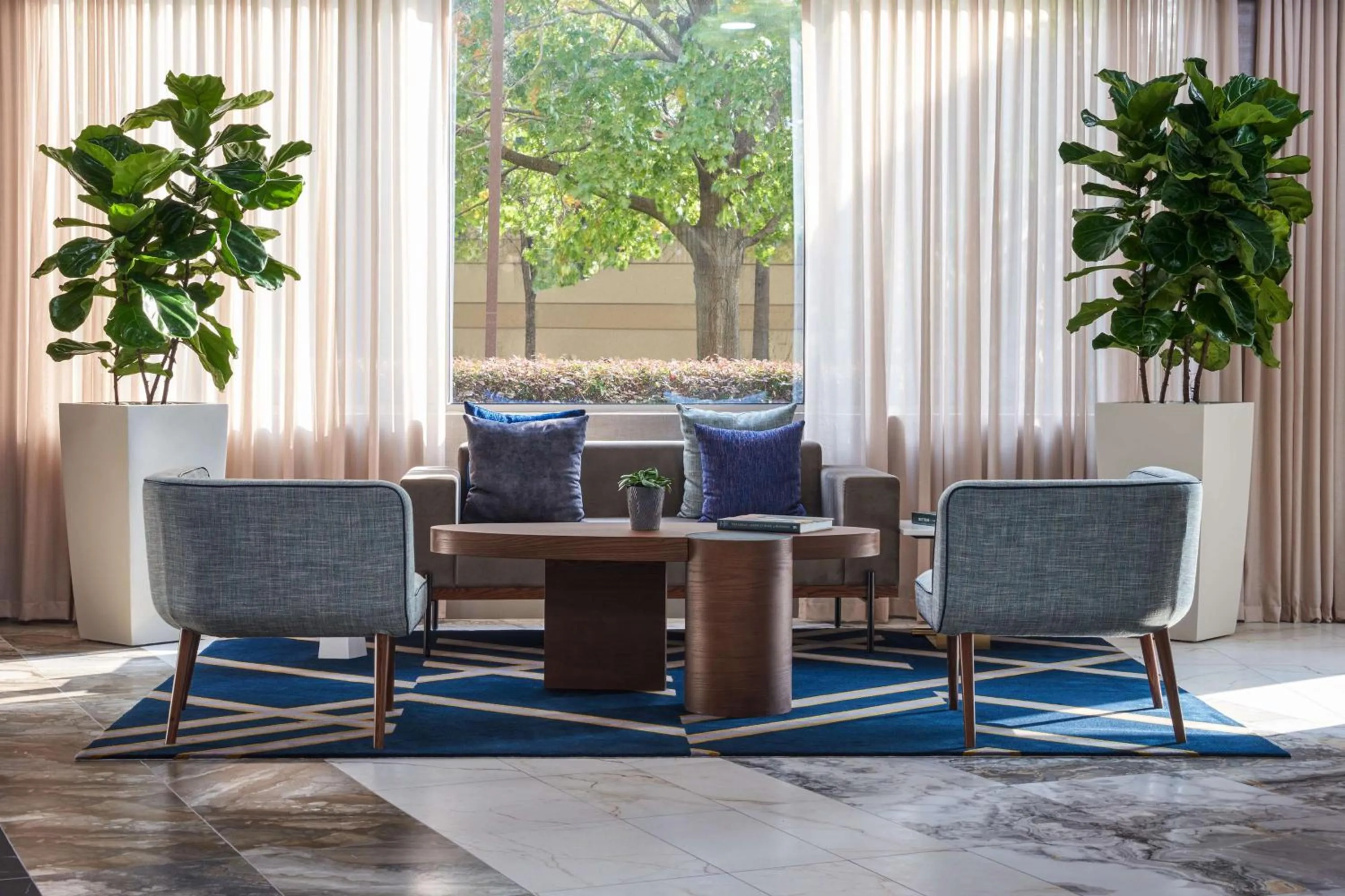 Lobby or reception in The Chifley Houston, Tapestry Collection by Hilton