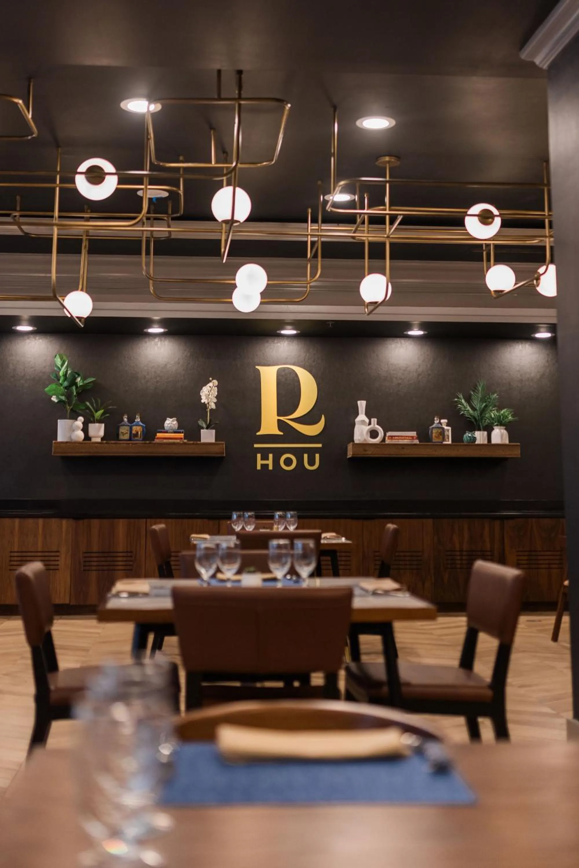 Restaurant/places to eat in The Chifley Houston, Tapestry Collection by Hilton