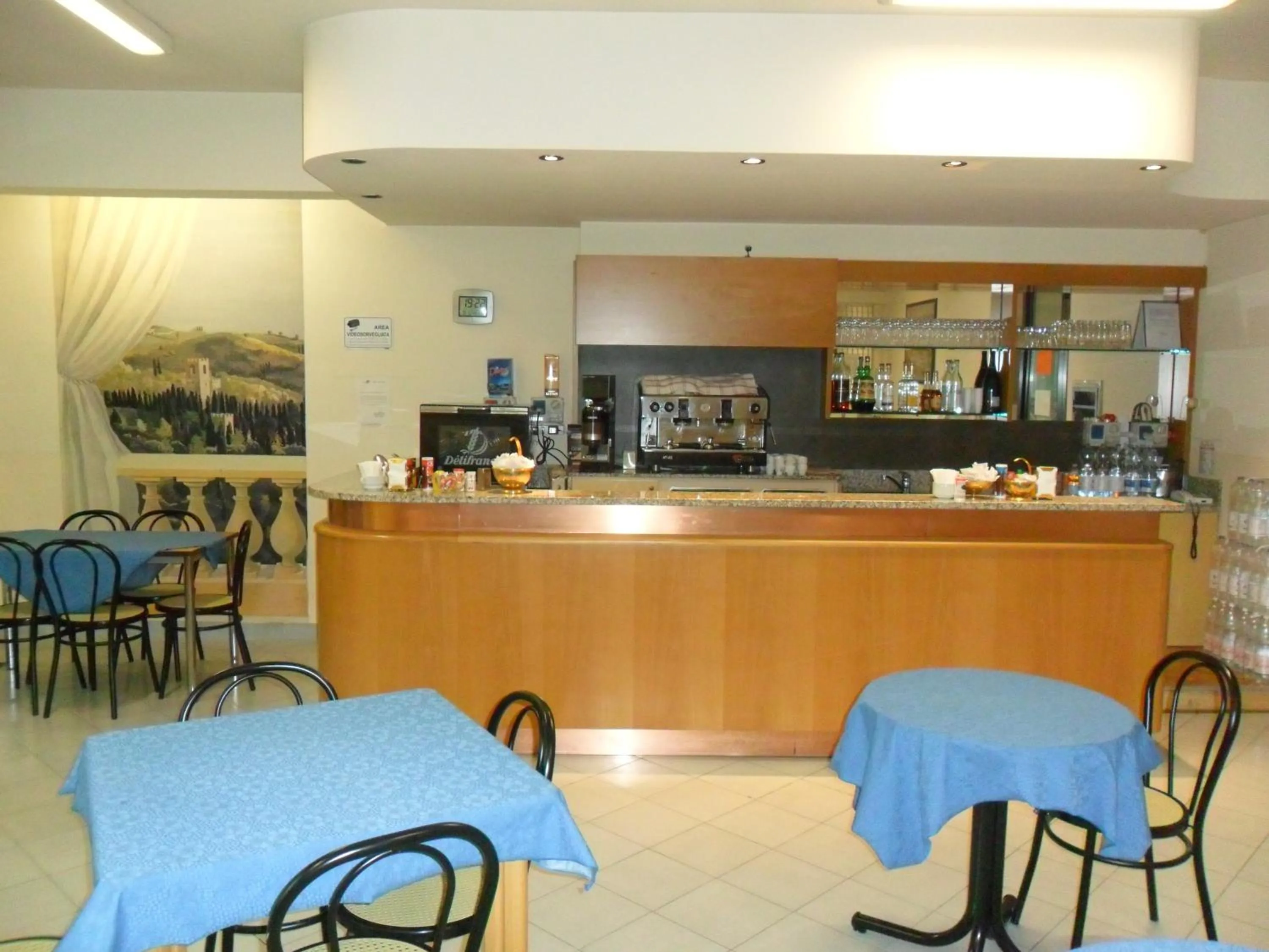 Restaurant/places to eat in Ospitalità San Tommaso d'Aquino